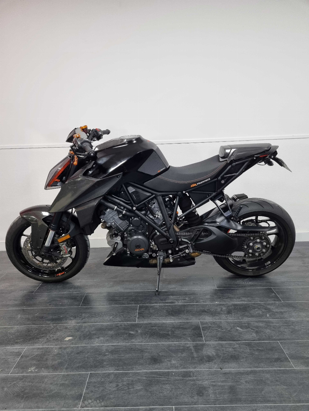 KTM 1290 Super Duke R 2018 vue gauche