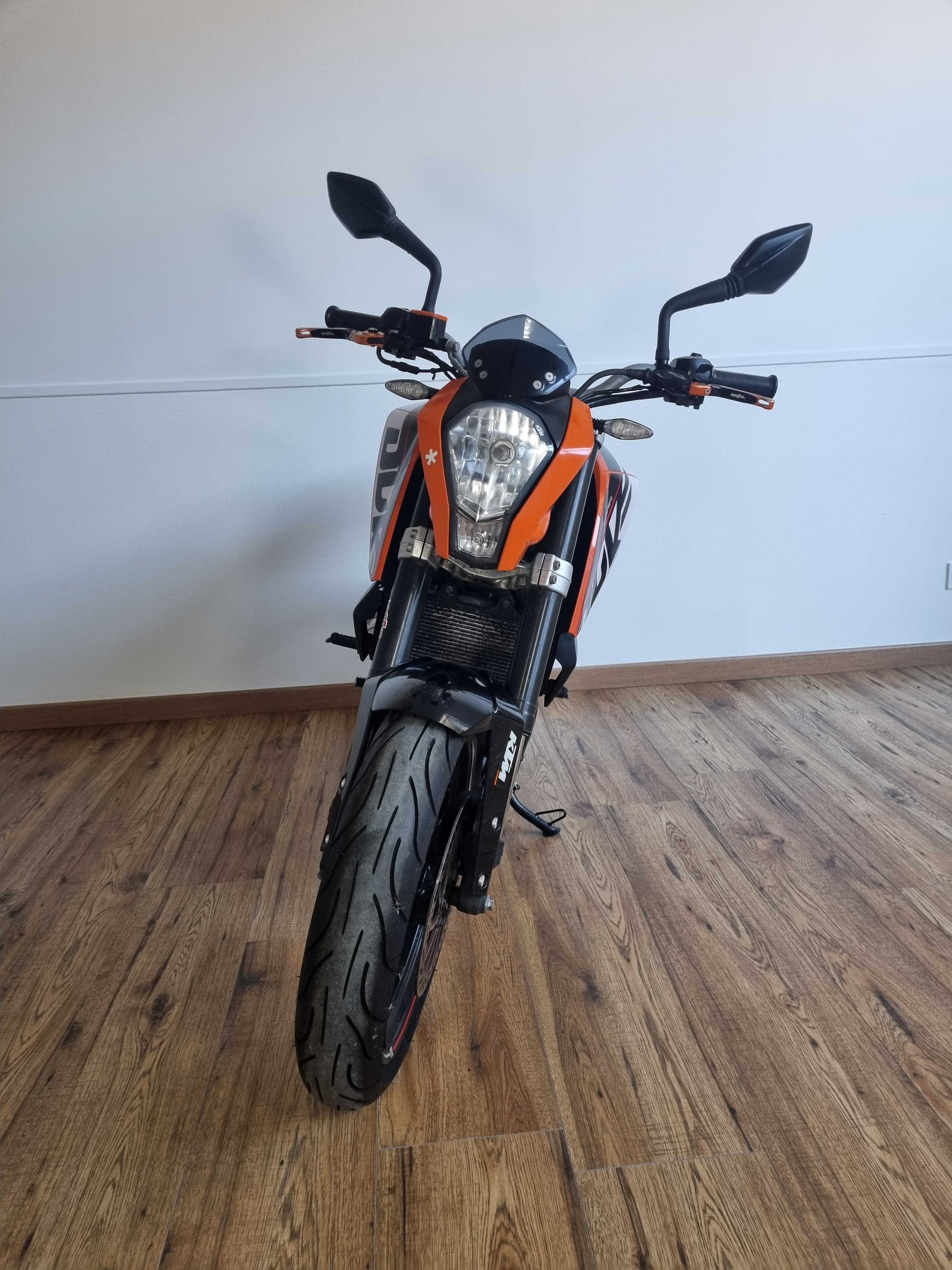 KTM 125 Duke 2012 HD vue avant