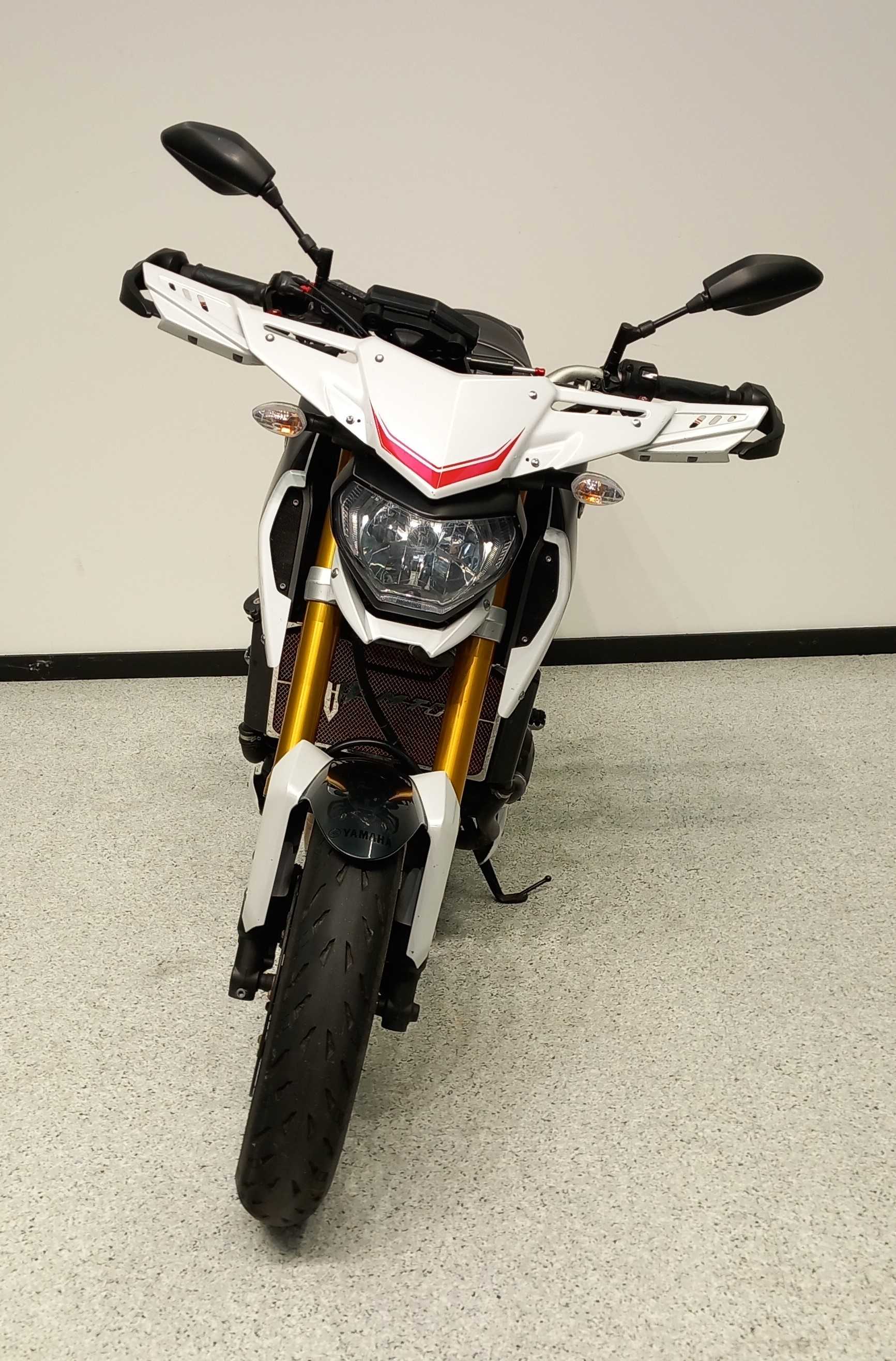 Yamaha MT-09 850 2014 HD vue avant