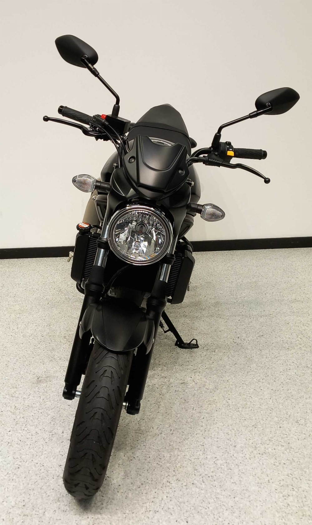 Suzuki SV 650 2022 vue avant