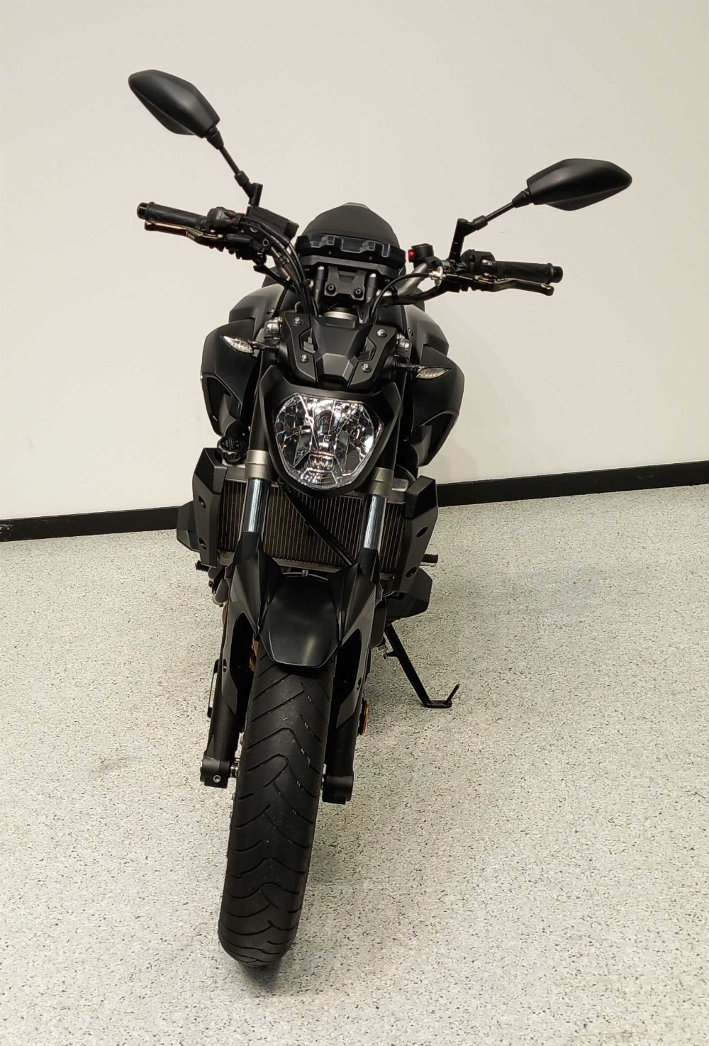 Yamaha MT-07 ABS 2017 vue avant