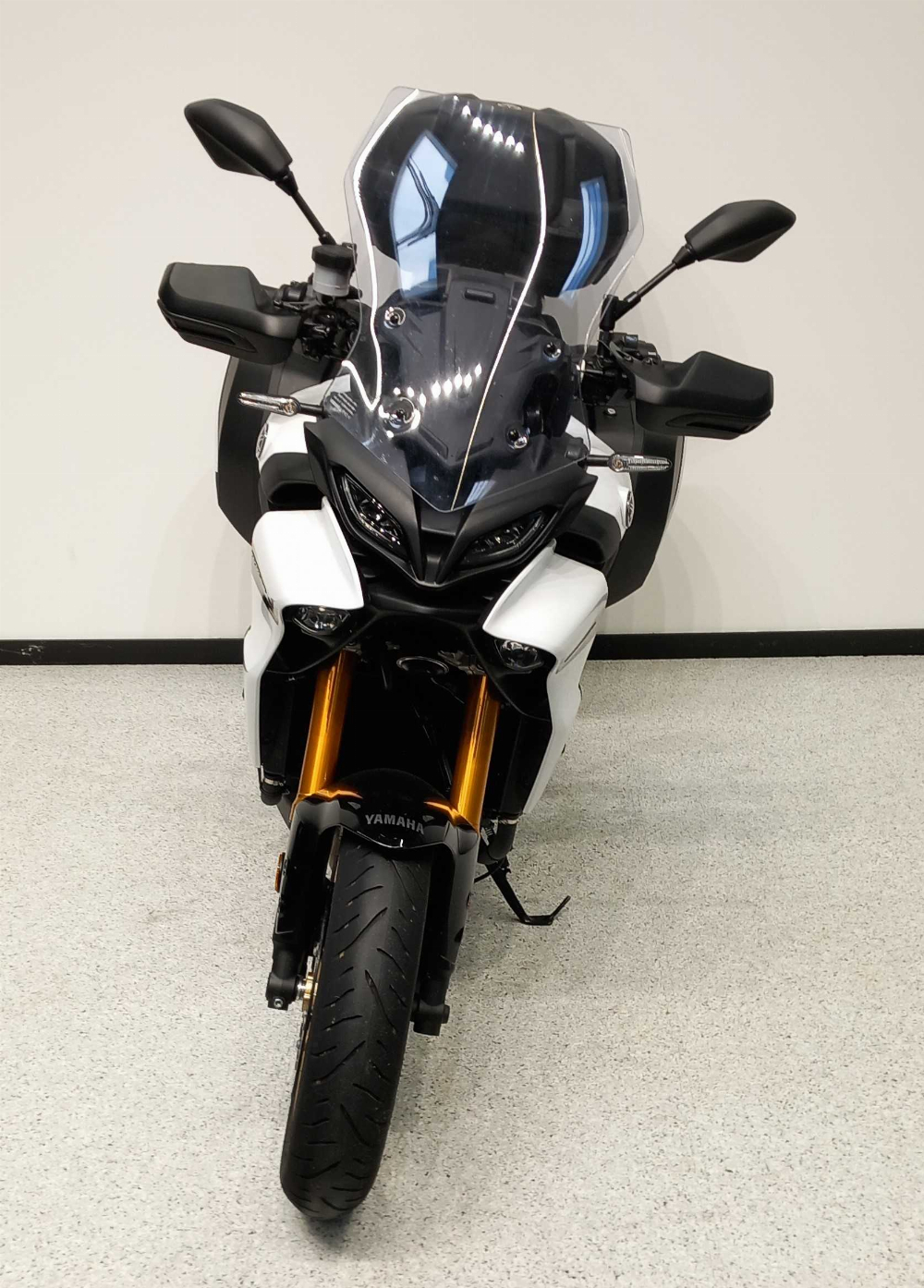 Yamaha Tracer 900 GT 2023 vue avant