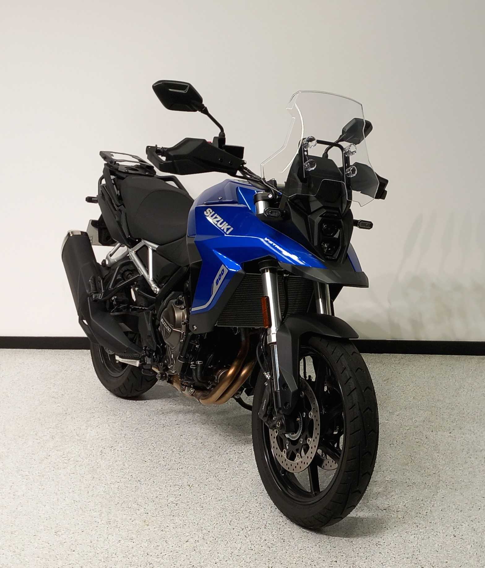 Suzuki DL 800 V-Strom SE 2024 HD vue 3/4 droite