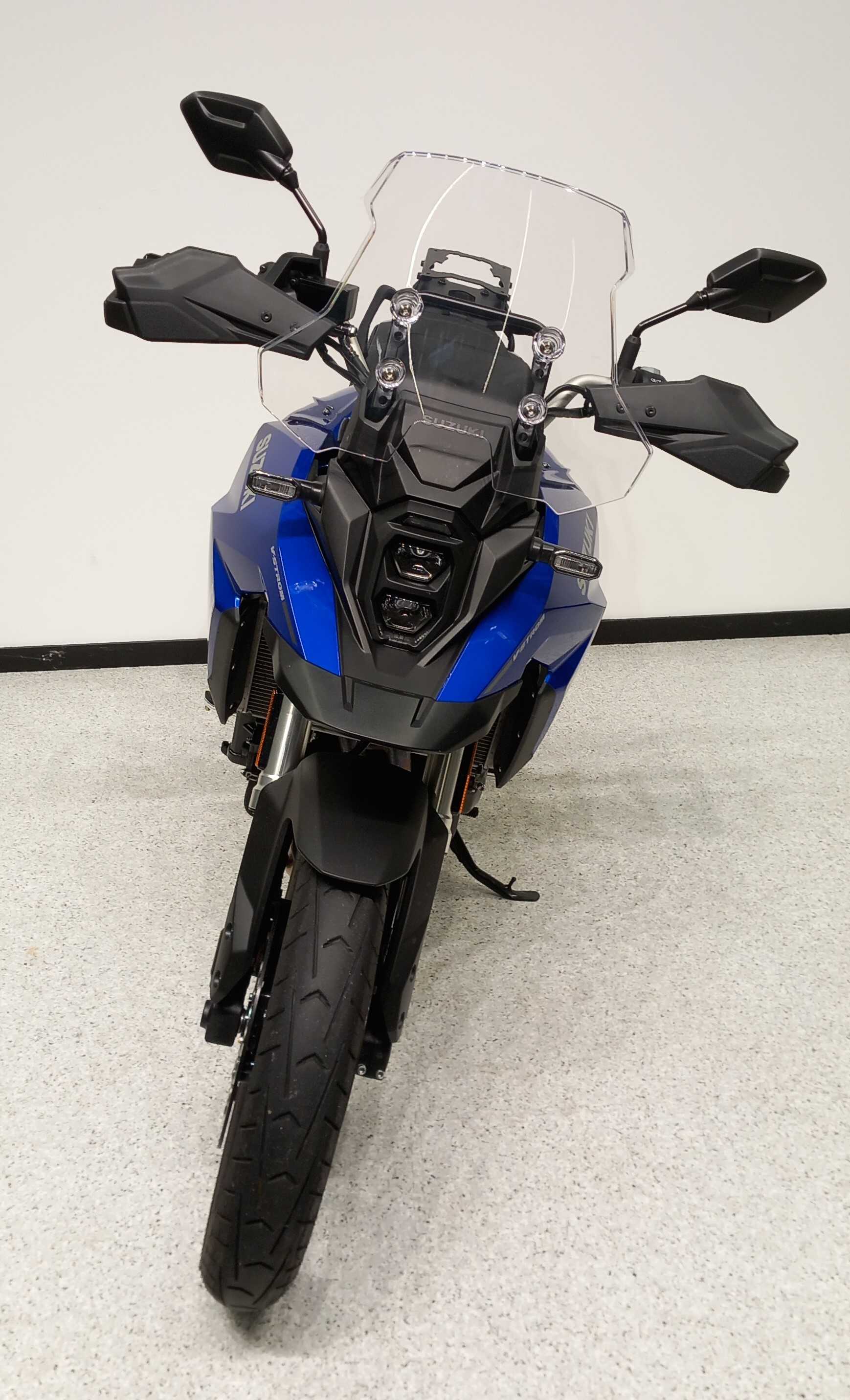 Suzuki DL 800 V-Strom SE 2024 HD vue avant