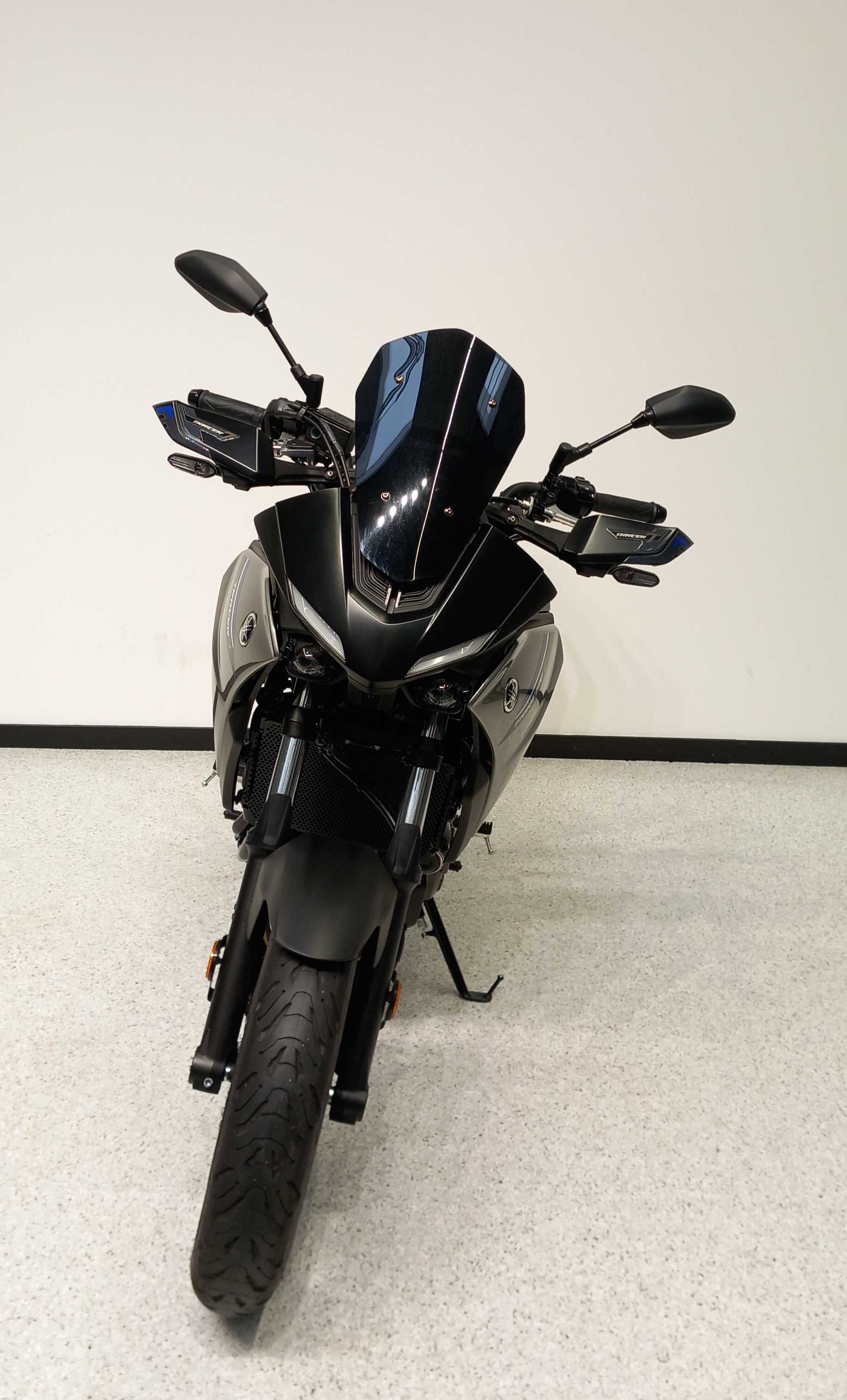 Yamaha MT-07 Tracer (MTT690) 2022 HD vue avant