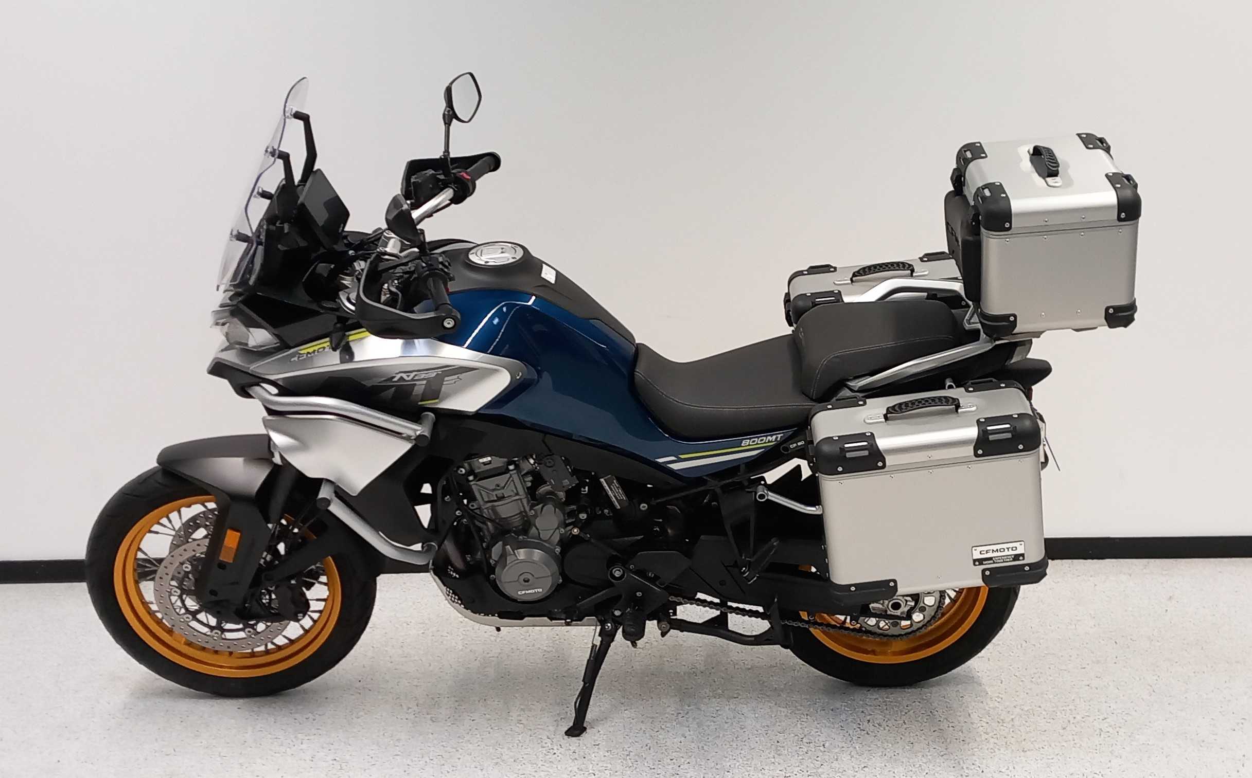 CFMOTO 800 MT TOURING 2023 HD vue gauche