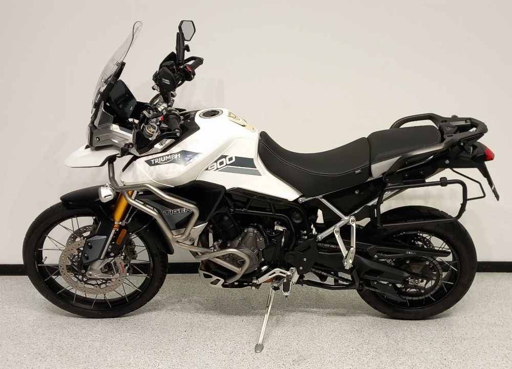 Triumph 900 Tiger Rally Pro 2021 vue gauche