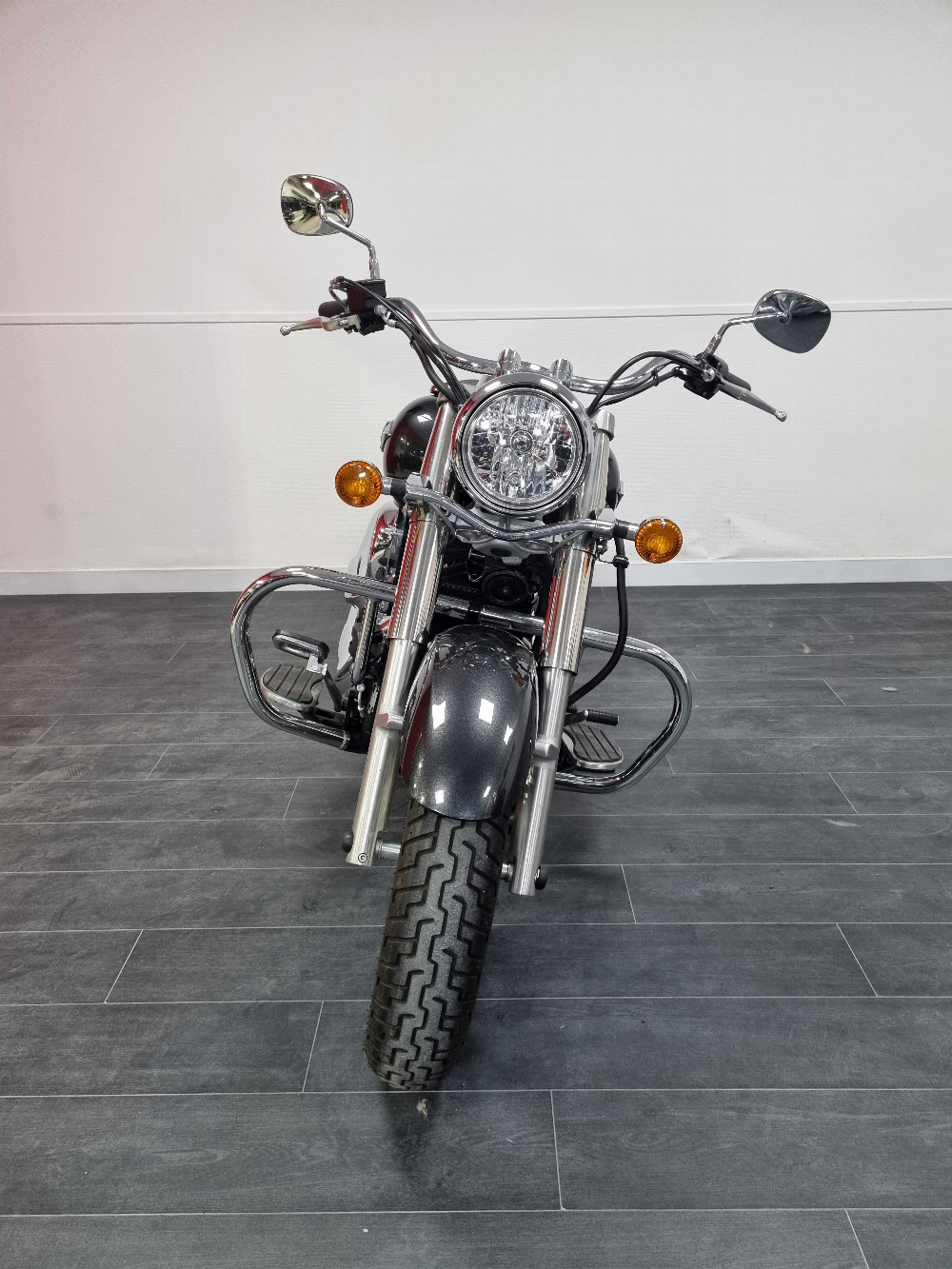 Kawasaki VN 900 Classic (VN900B) 2016 vue avant