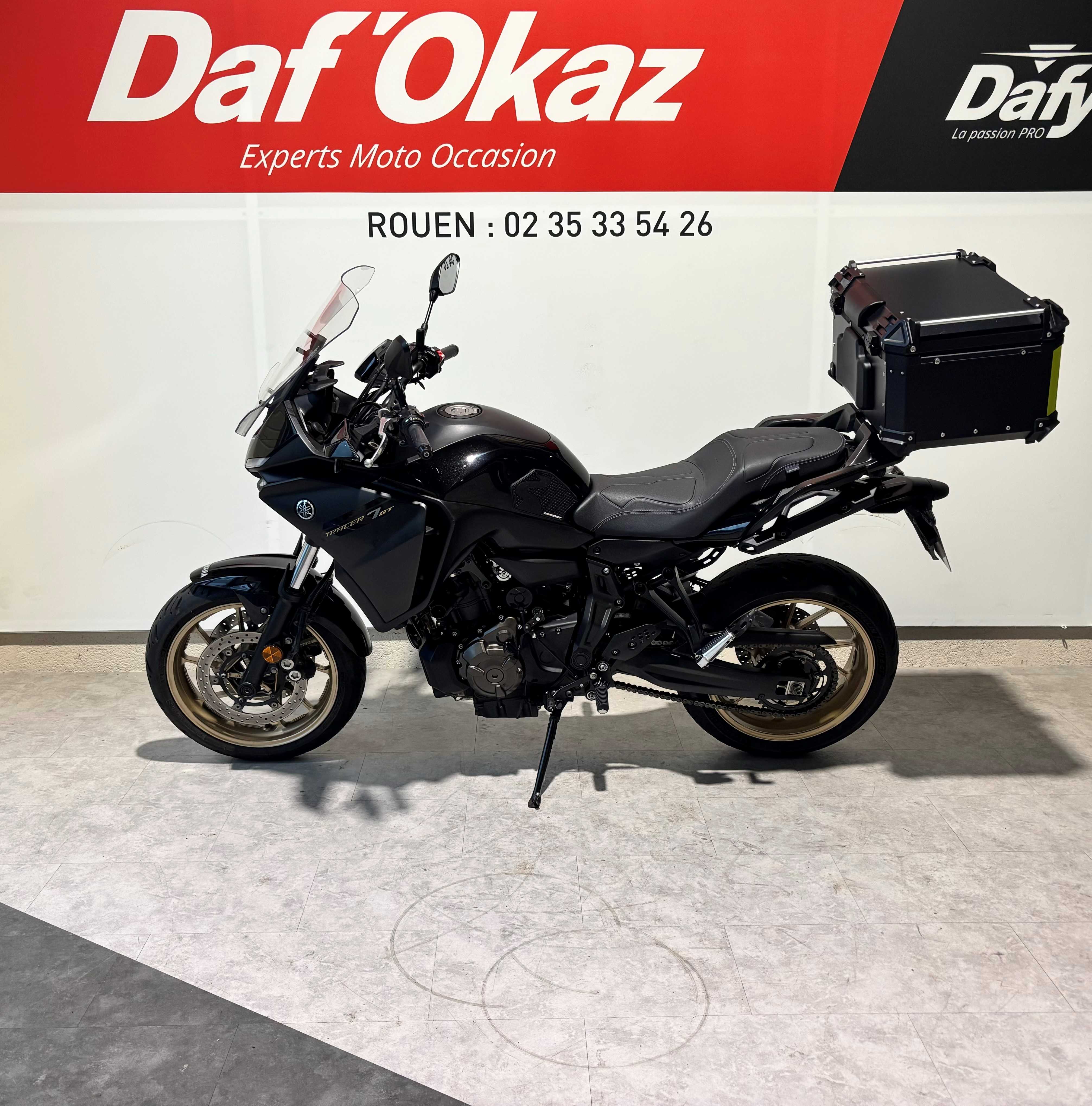 Yamaha Tracer 700 GT 2023 HD vue gauche