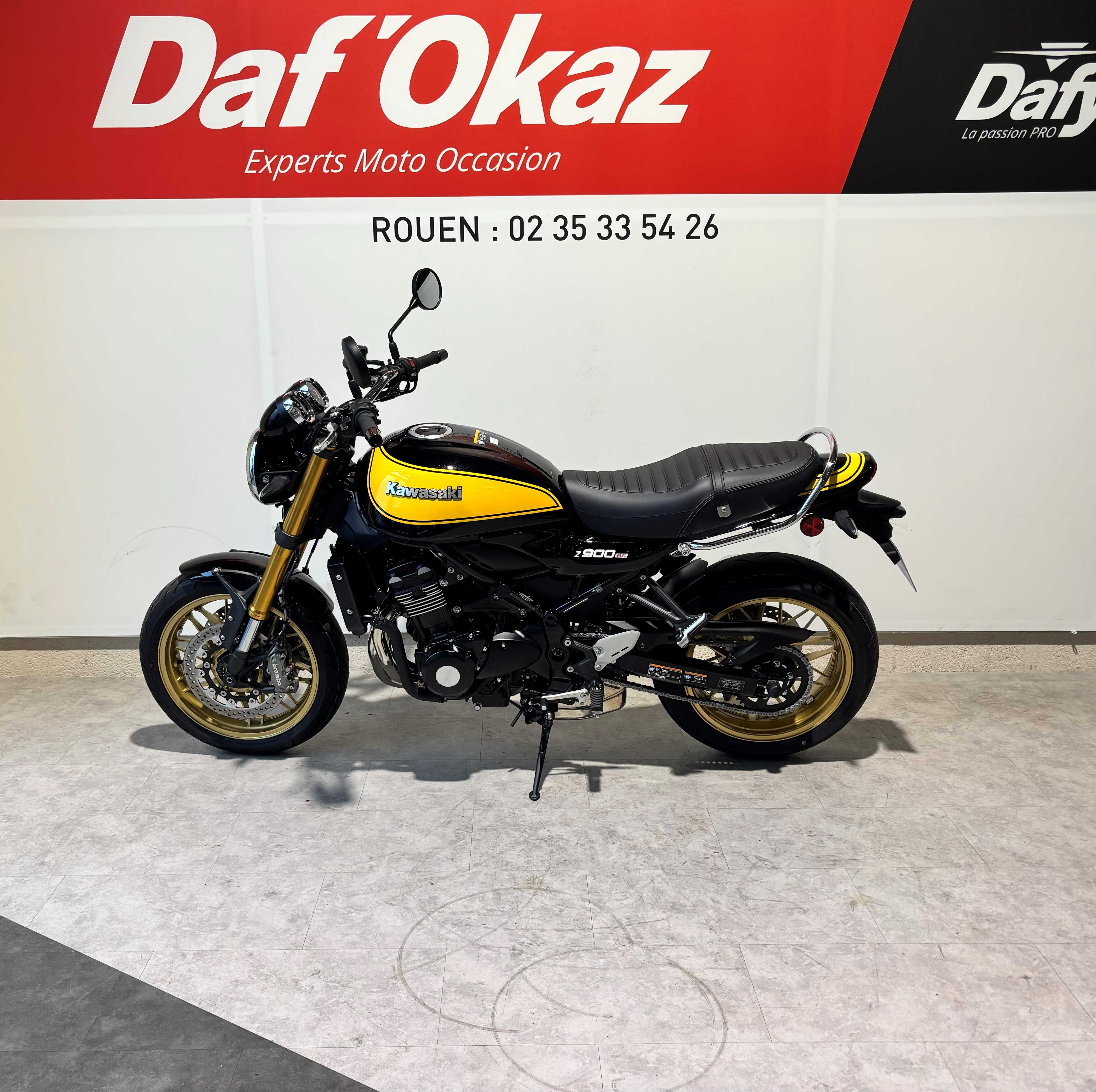 Kawasaki Z 900 RS SE 2023 HD vue gauche