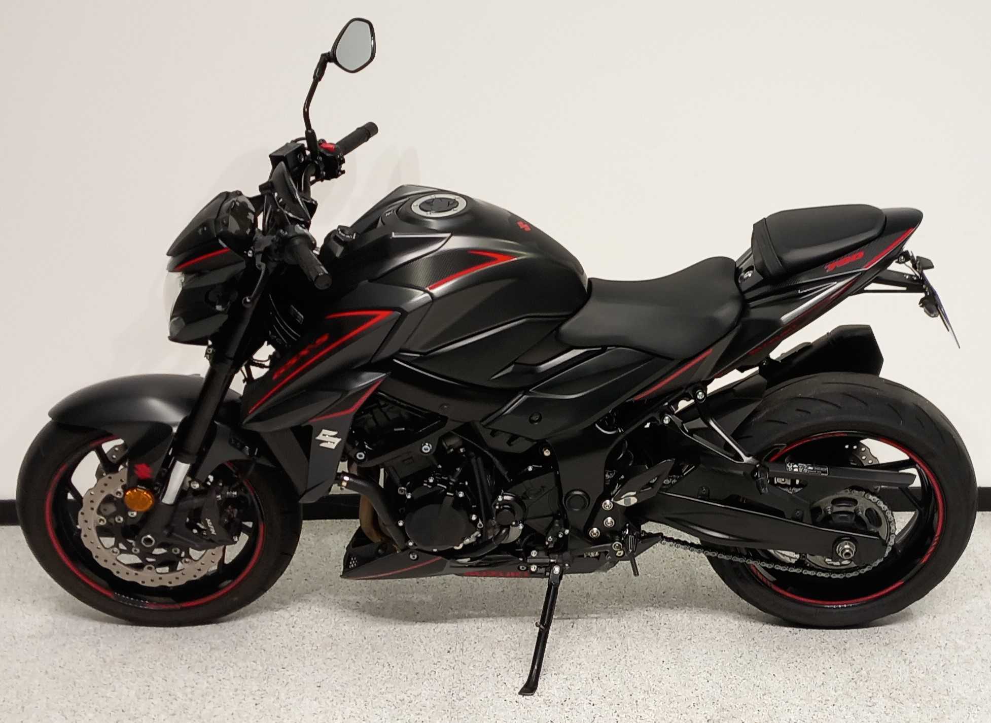 Suzuki GSX-S 750 2018 HD vue gauche