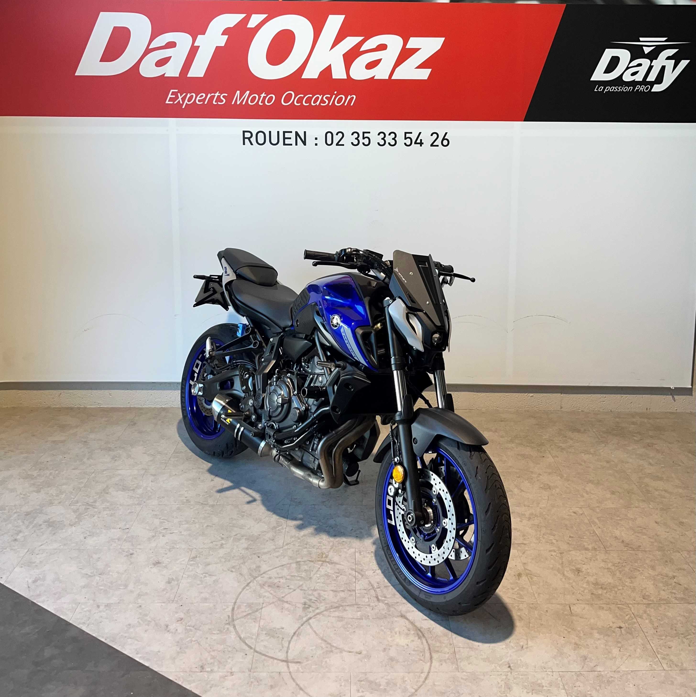 Yamaha MT-07 ABS 2021 HD vue 3/4 droite