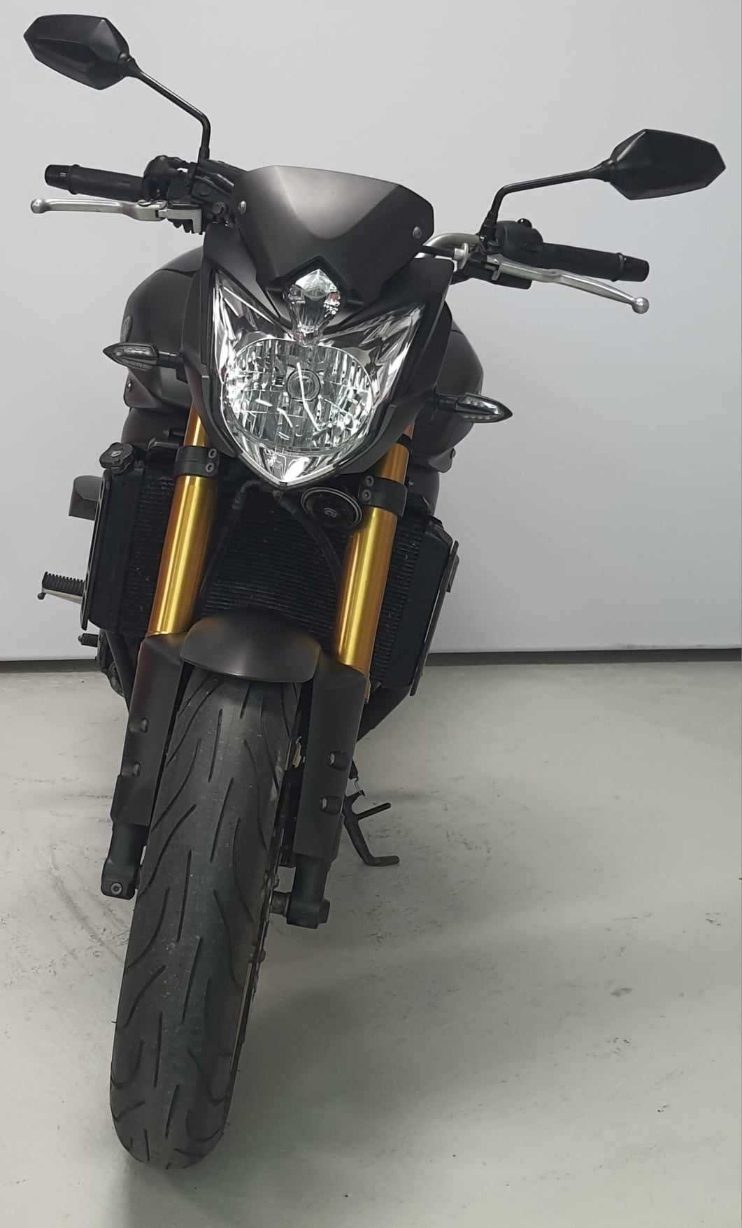 Yamaha FZ8 N 2012 HD vue avant