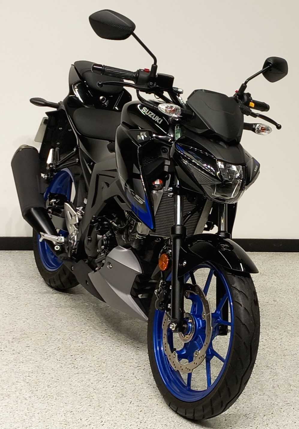 Suzuki GSX-S 125 2021 HD vue 3/4 droite