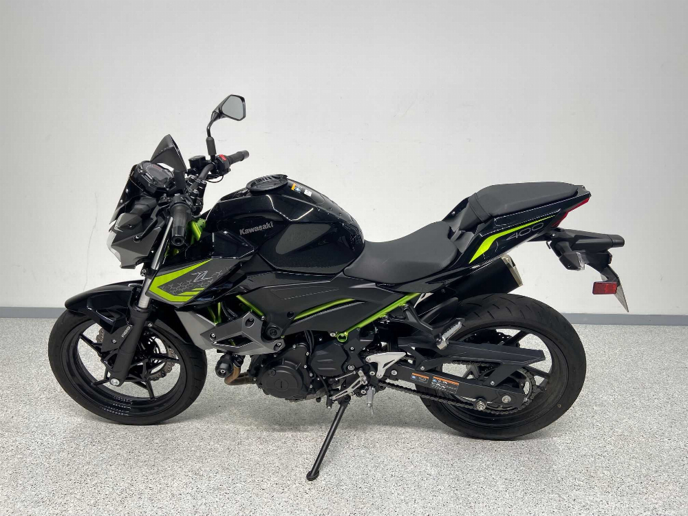 Kawasaki Z 400 2020 vue gauche