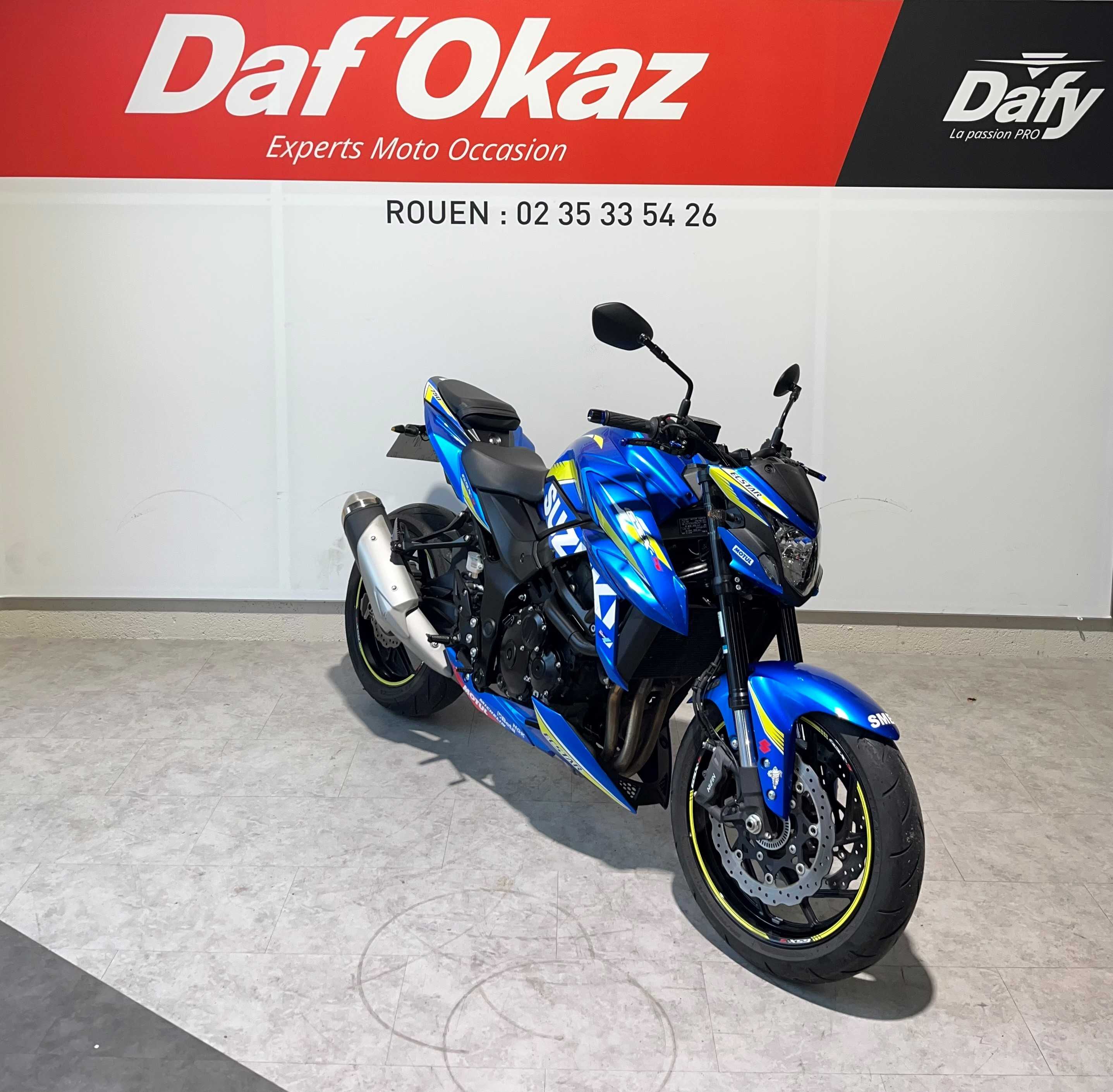 Suzuki GSX-S 750 Edition Moto GP 2019 HD vue 3/4 droite