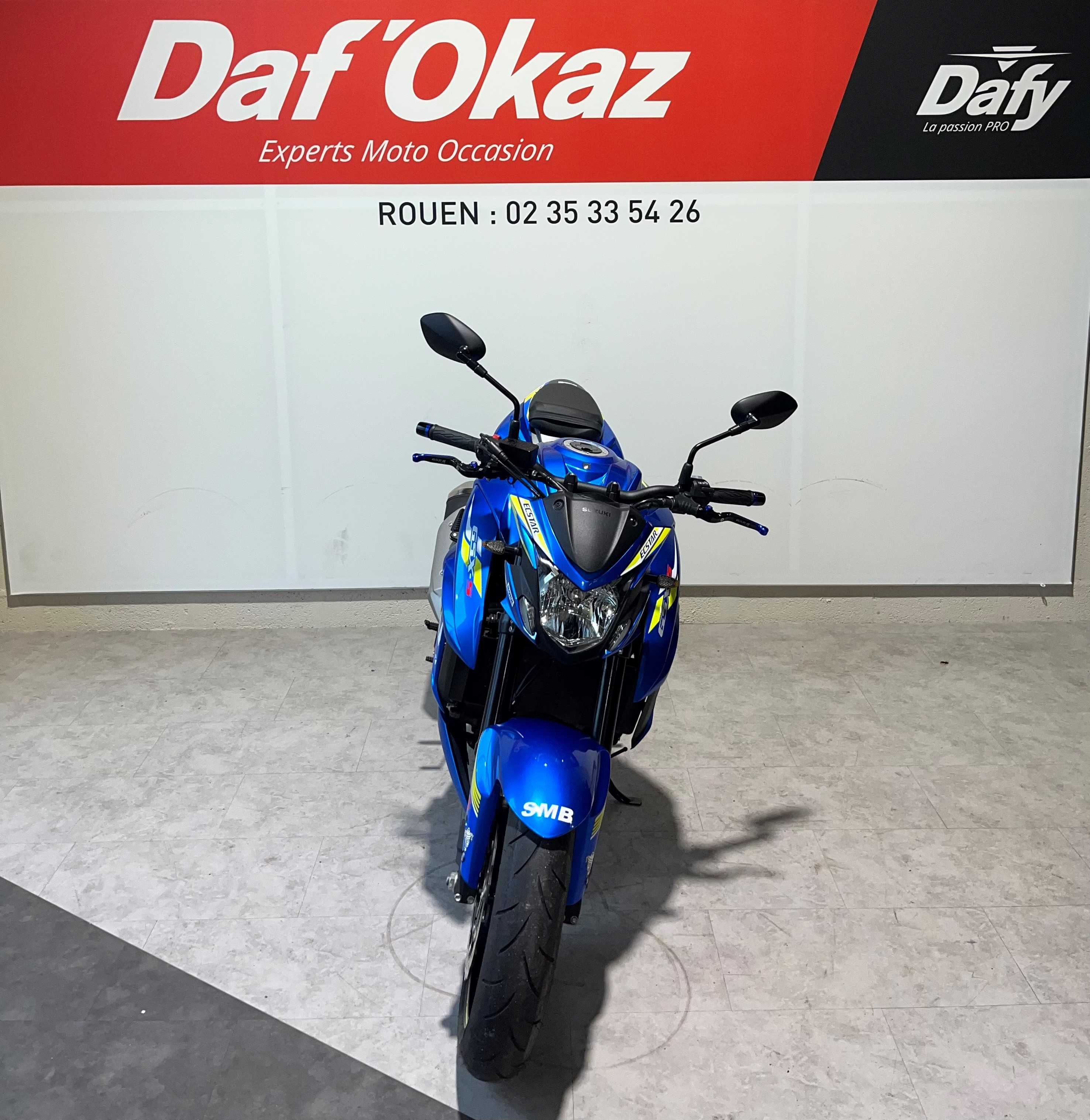 Suzuki GSX-S 750 Edition Moto GP 2019 HD vue avant