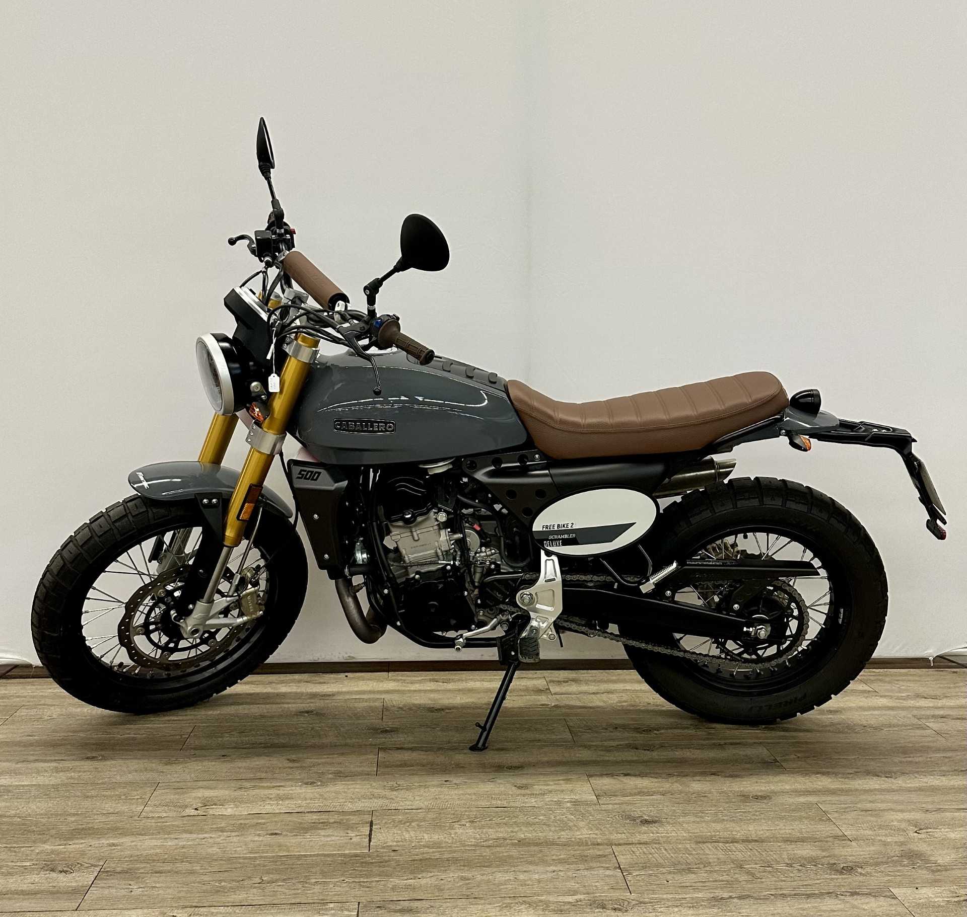 FANTIC SCRAMBLER DELUXE 500 2022 HD vue gauche