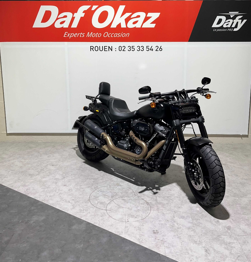 Harley-Davidson FAT BOB 114 114 2018 vue 3/4 droite