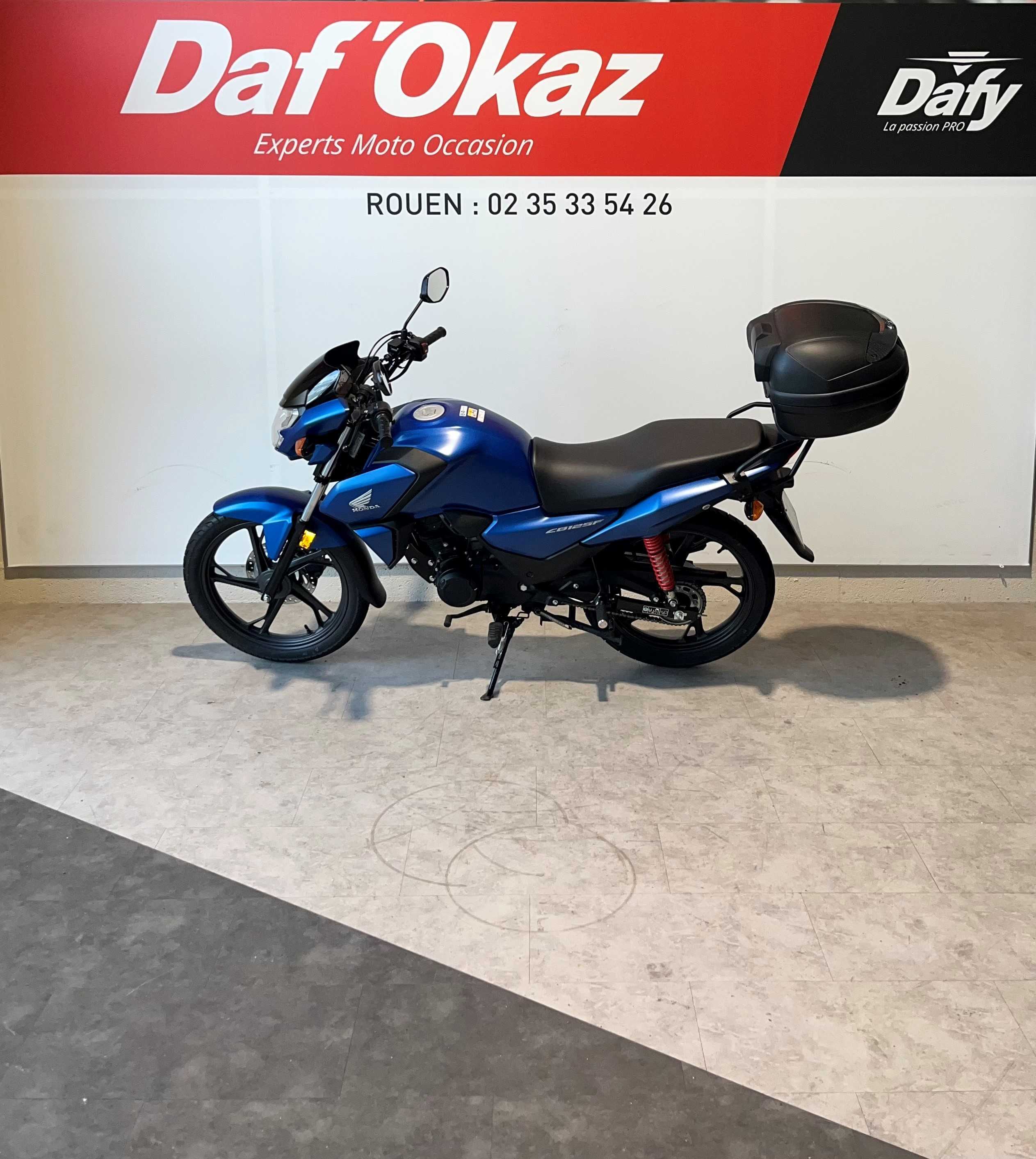 Honda CB 125 F 2024 HD vue gauche