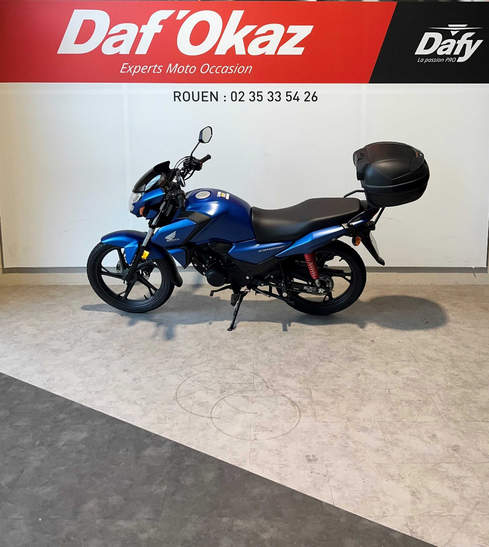 Honda CB 125 F 2024 vue gauche