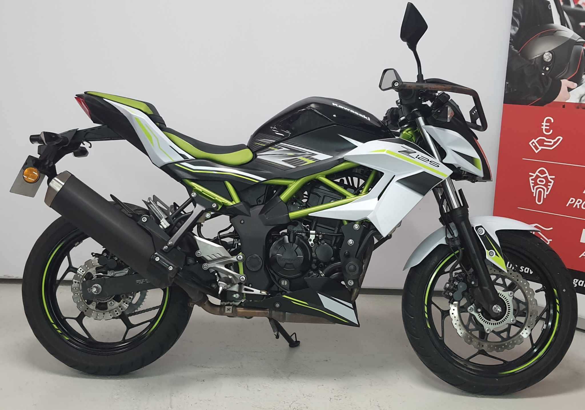 Kawasaki Z 125 2021 HD vue gauche