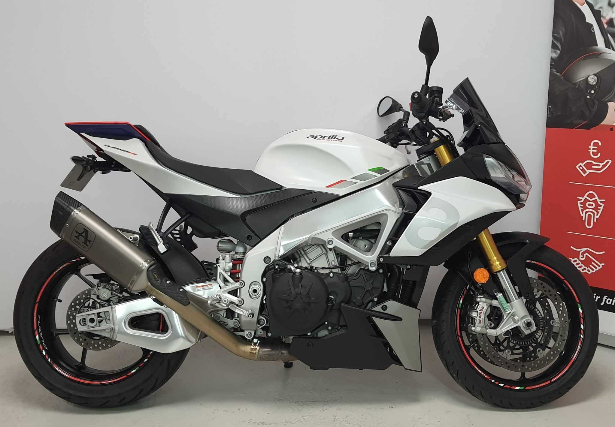 Aprilia TUONO V4 1100 E5 TUONO V4 1100 E5 2022 HD vue gauche