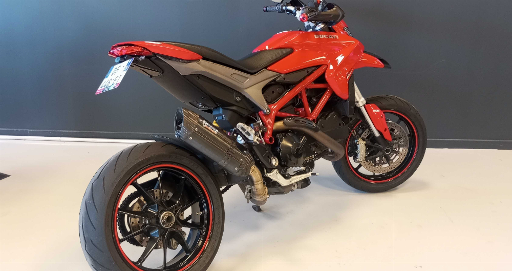 Ducati 821 Hypermotard 2014 vue arrière