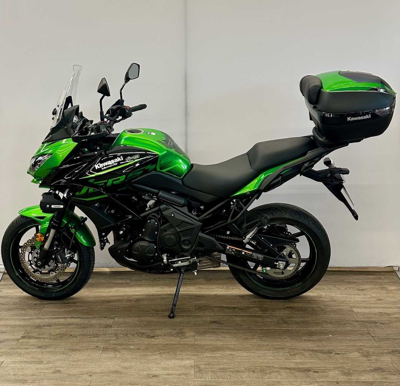 Kawasaki KLE 650 Versys Grand Tourer 2017 HD vue gauche