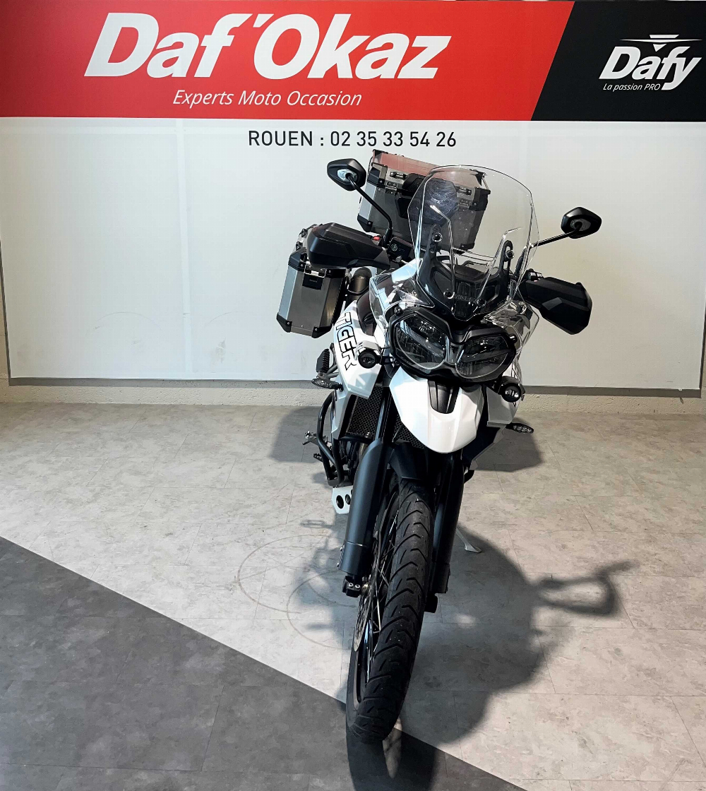 Triumph 800 Tiger XCA 2019 vue avant