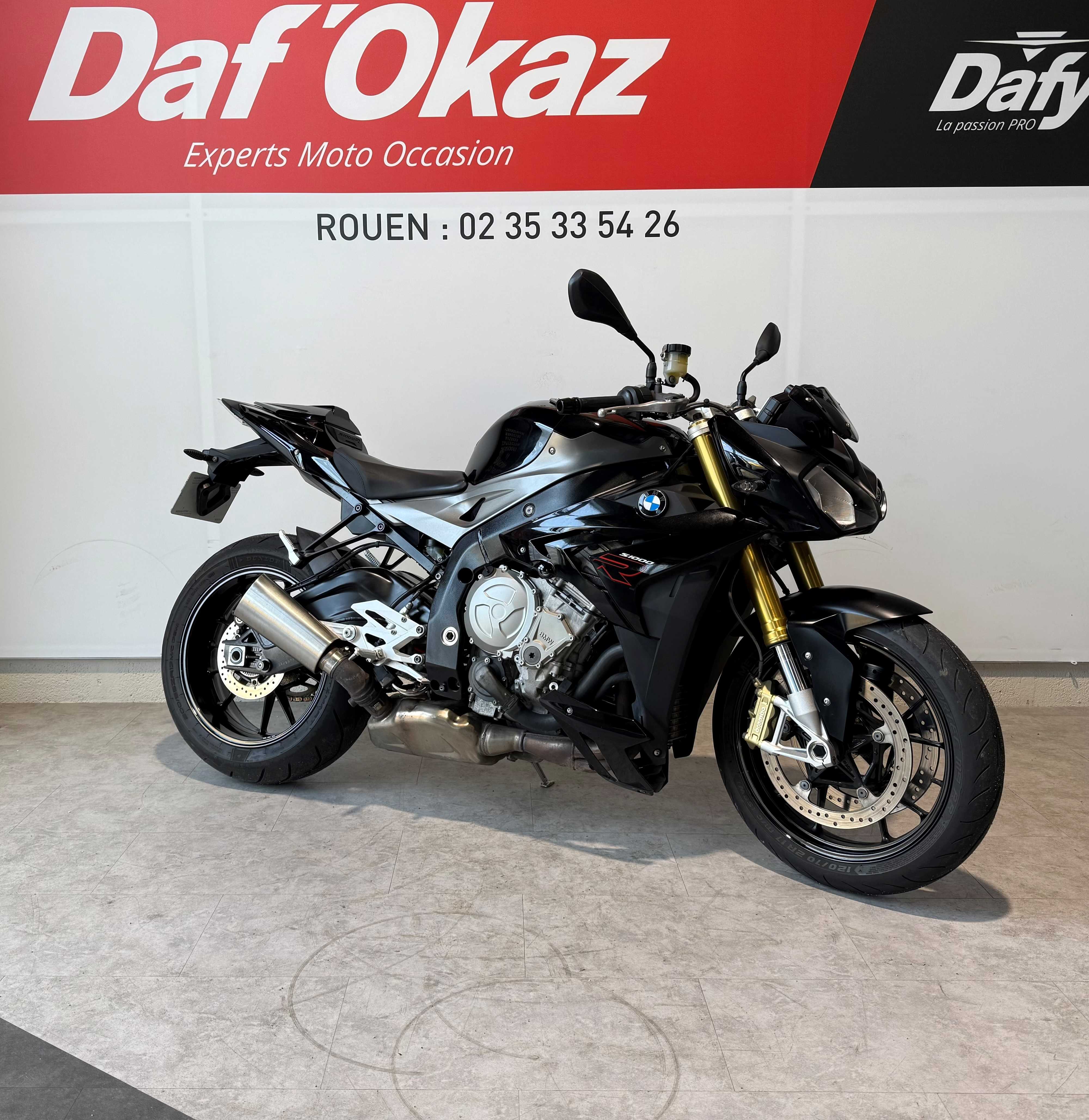 BMW S 1000 R 2015 HD vue 3/4 droite