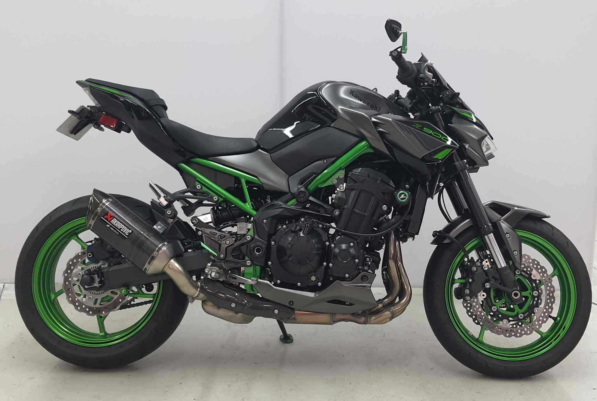 Kawasaki Z900 120CV Z900 (2023) GY1 "PACK PERFORMANCE" 2023 HD vue gauche