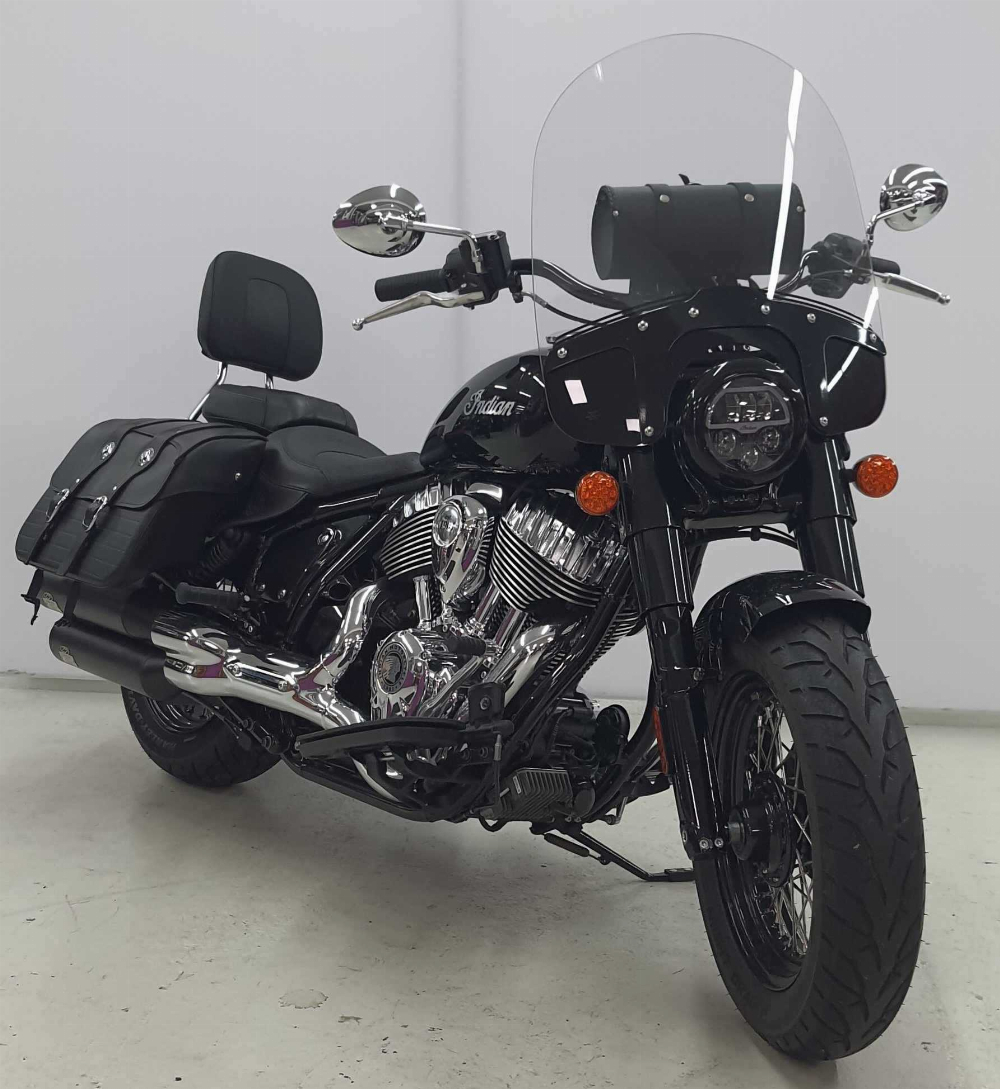 Indian SUPER CHIEF LIMITED 2022 vue 3/4 droite