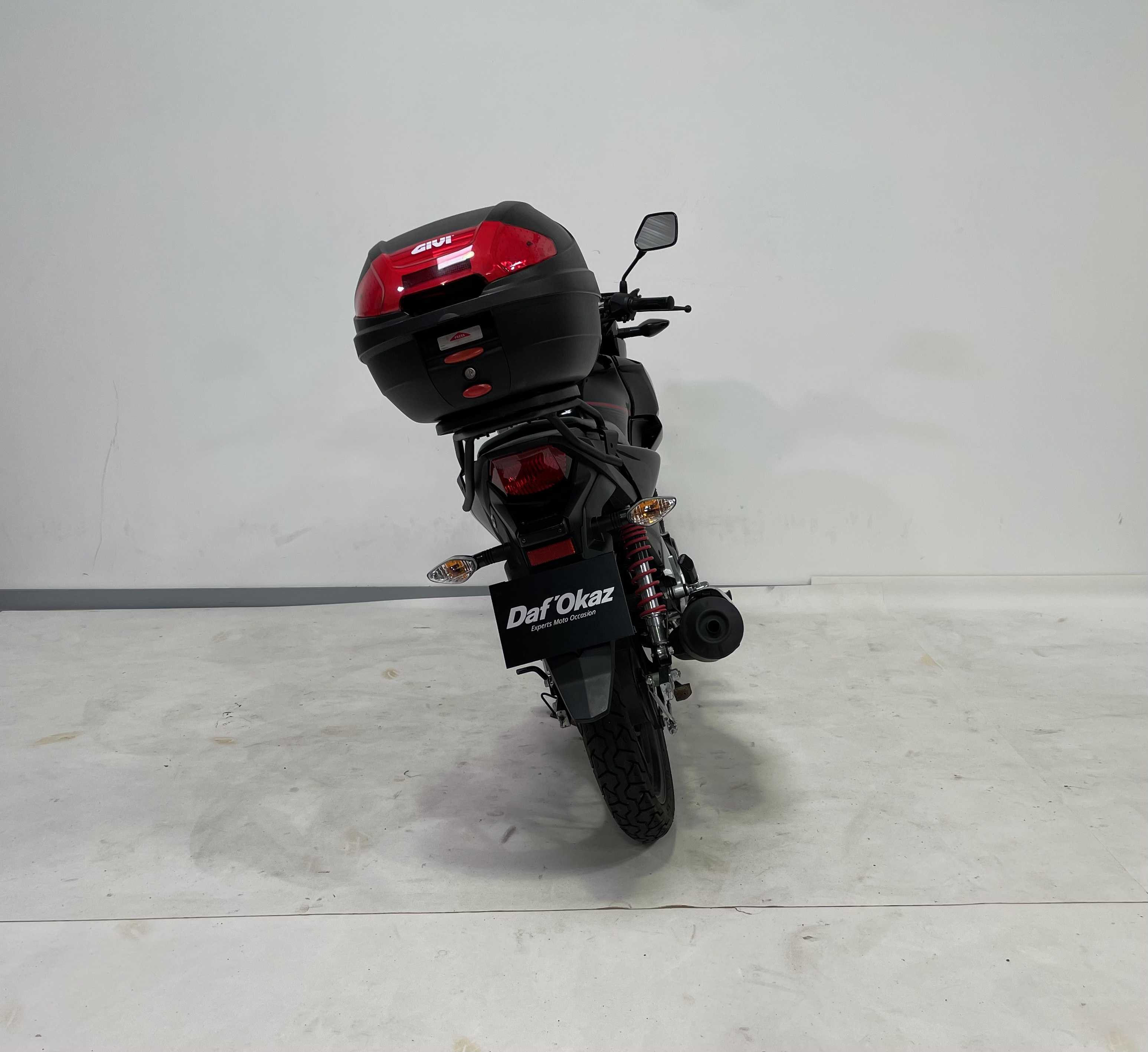 Honda CB 125 F  (GLR) 2015 HD vue arrière