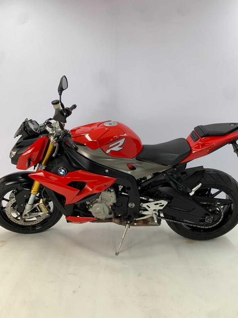 BMW S1000R 2014 HD vue gauche