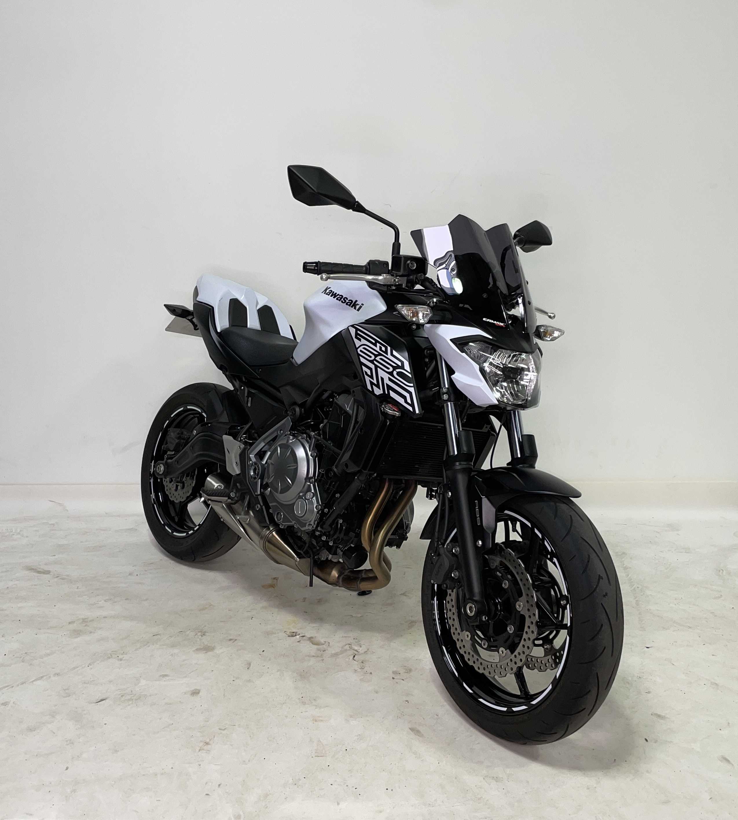 Kawasaki Z 650 2019 HD vue 3/4 droite