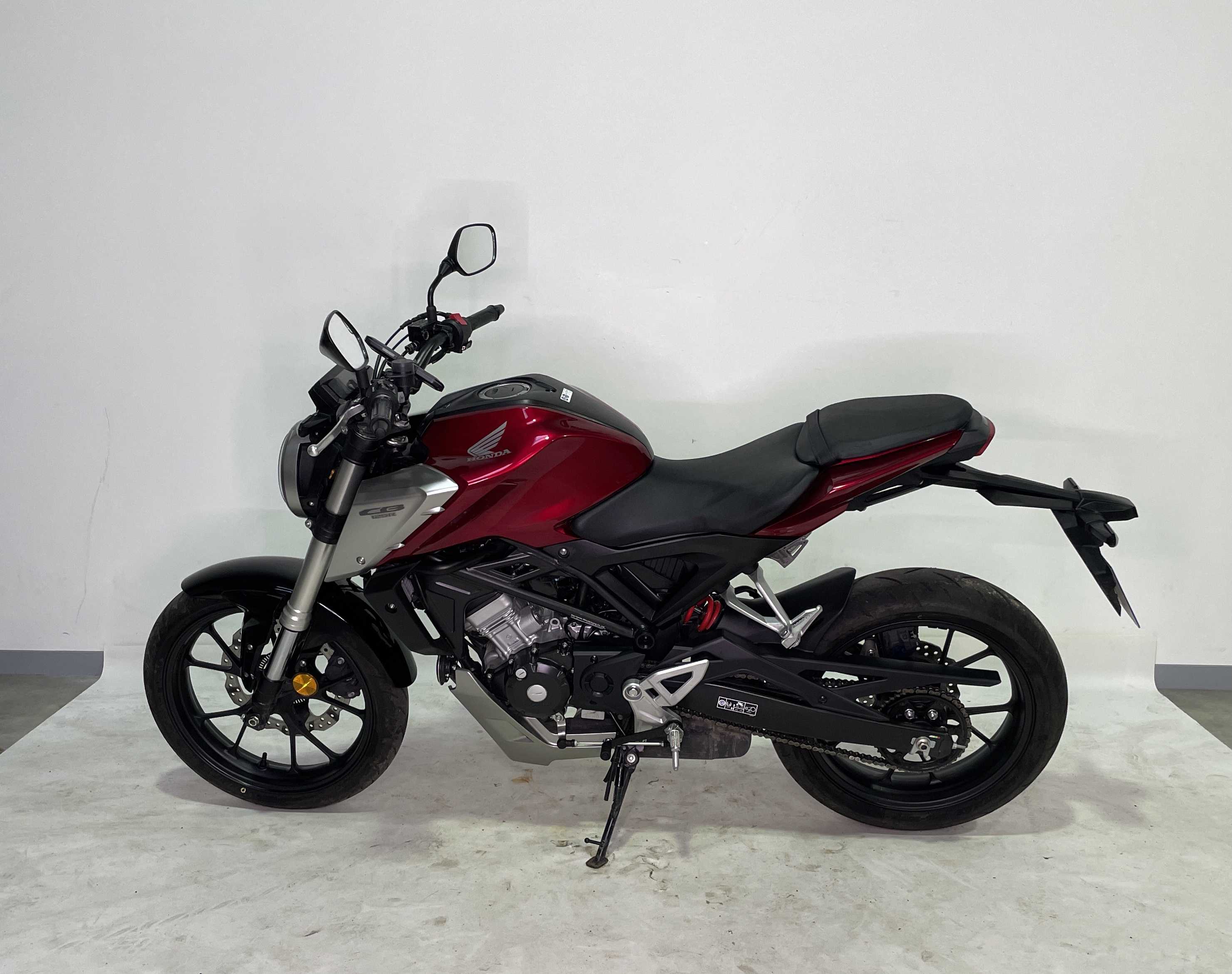 Honda CB 125 R 2019 HD vue gauche