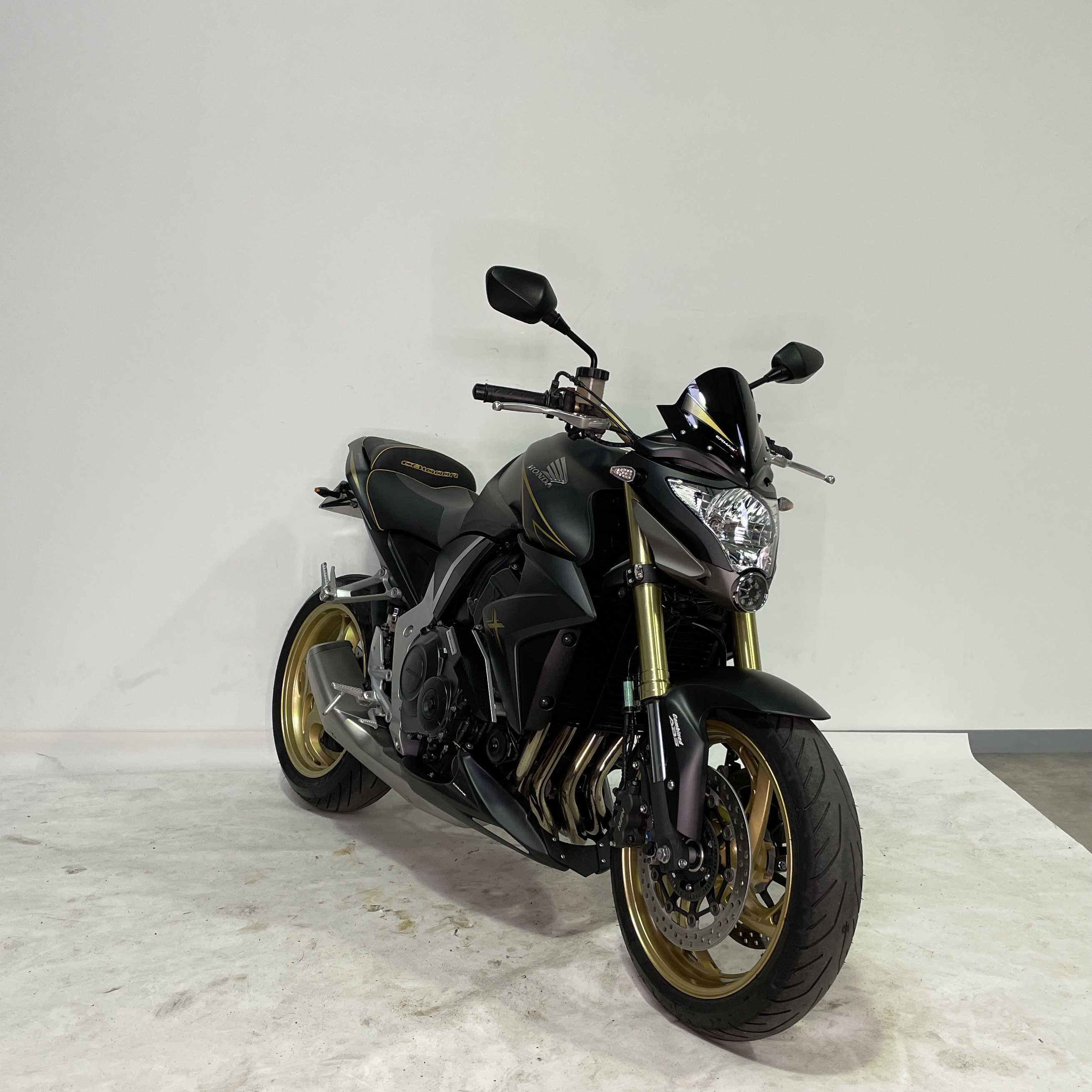 Honda CB1000R ABS 2012 HD vue 3/4 droite