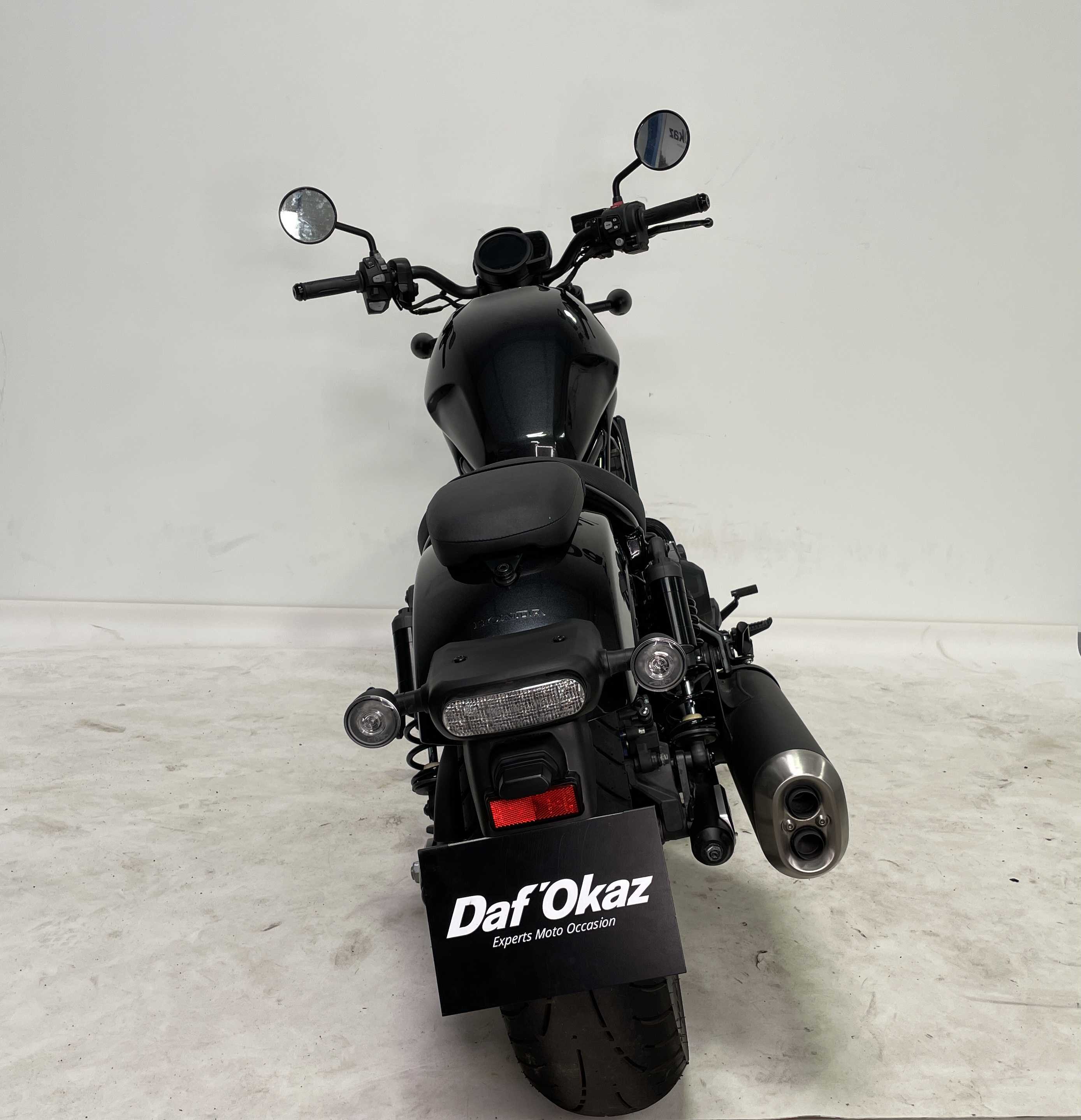 Honda CMX 1100 REBEL 2021 HD vue arrière