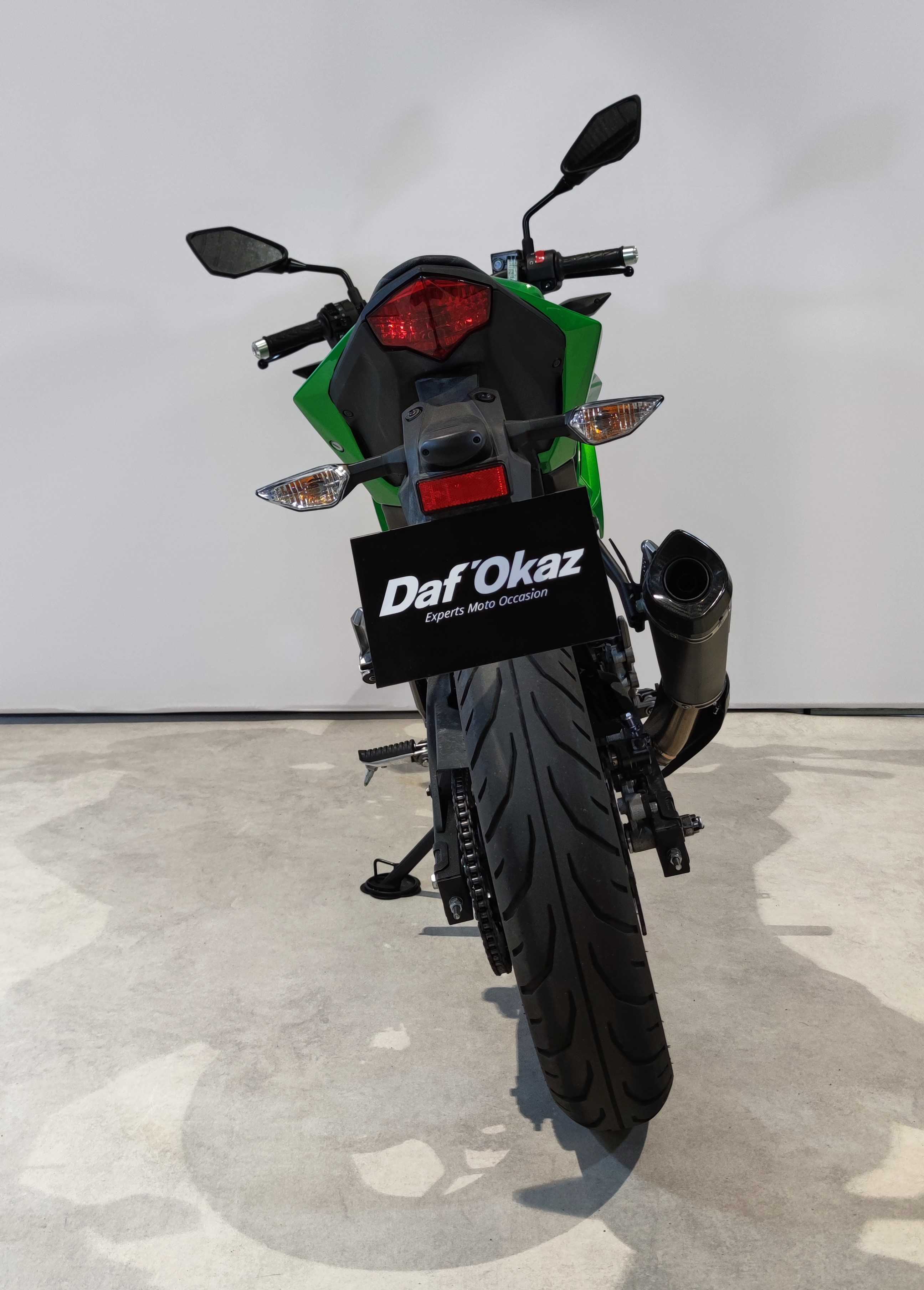 Kawasaki Z 125 2020 HD vue arrière