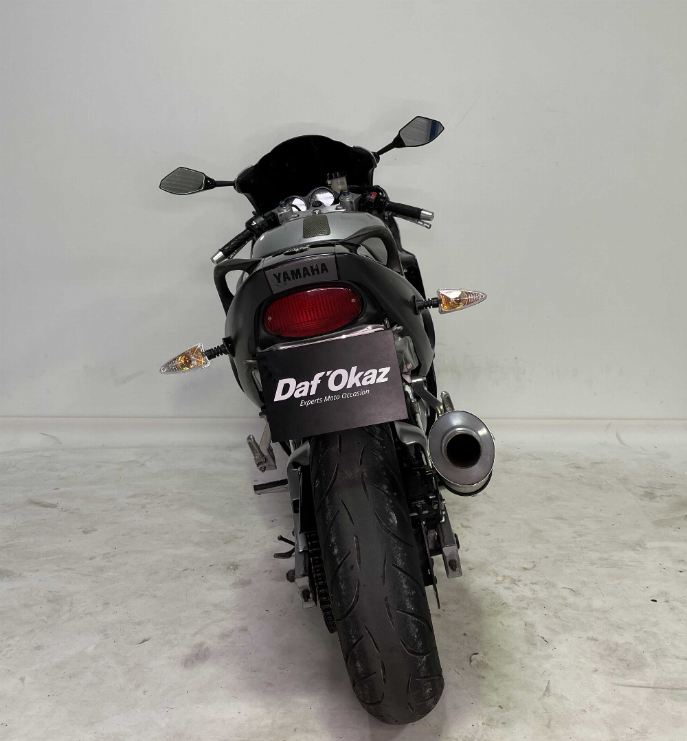 Yamaha YZF600RThundercat 1997 vue arrière