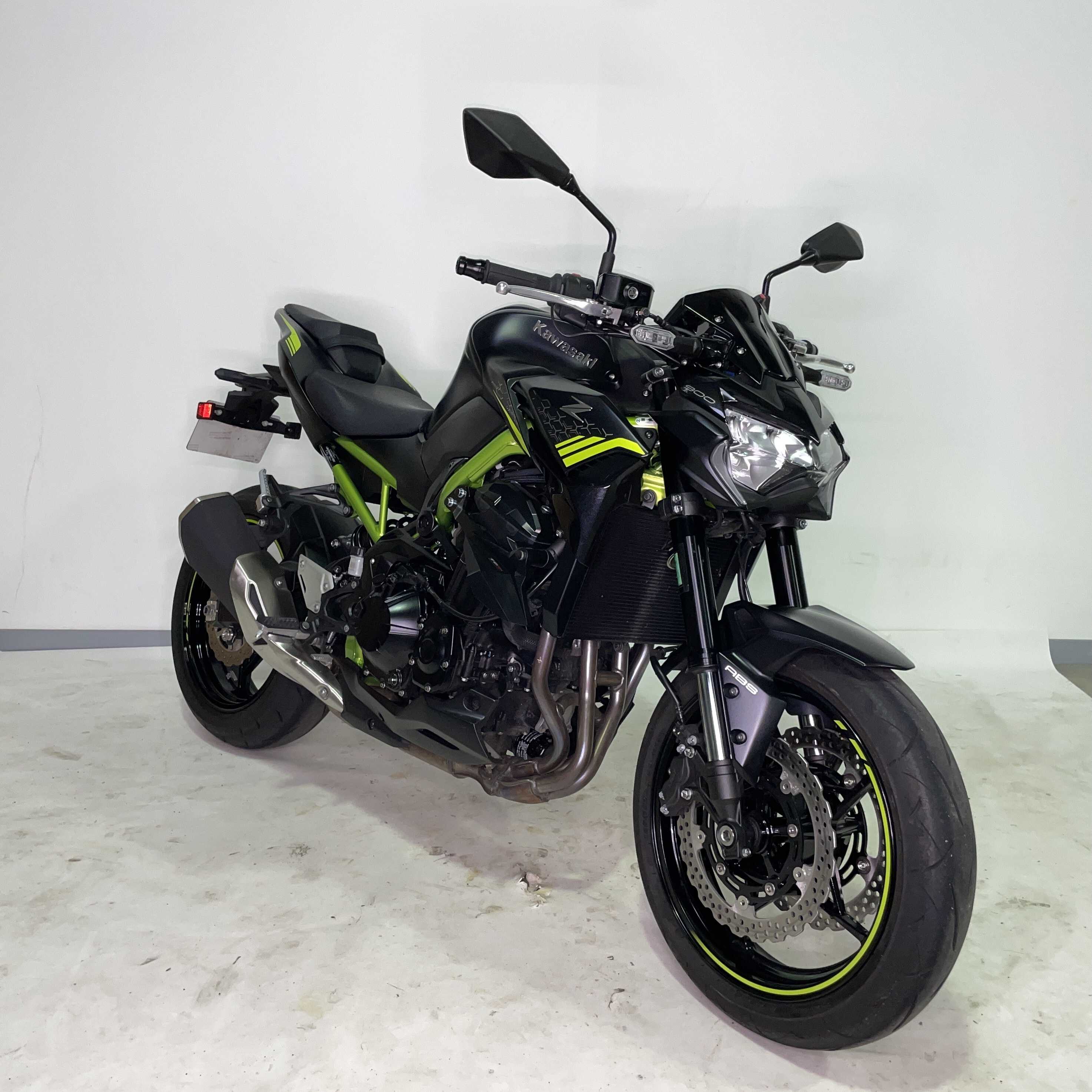 Kawasaki Z 900 2021 HD vue 3/4 droite