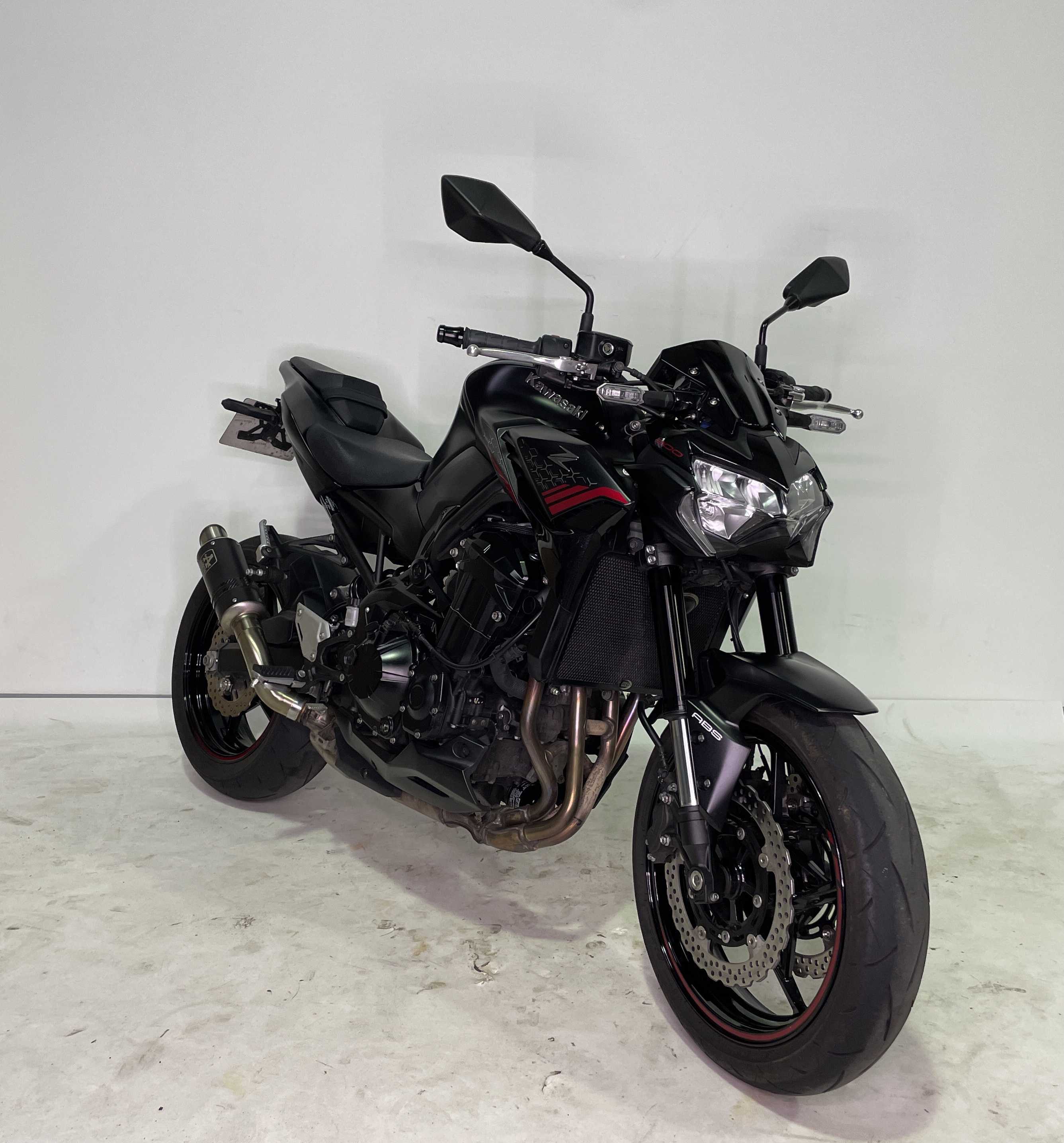 Kawasaki Z900 2020 HD vue 3/4 droite