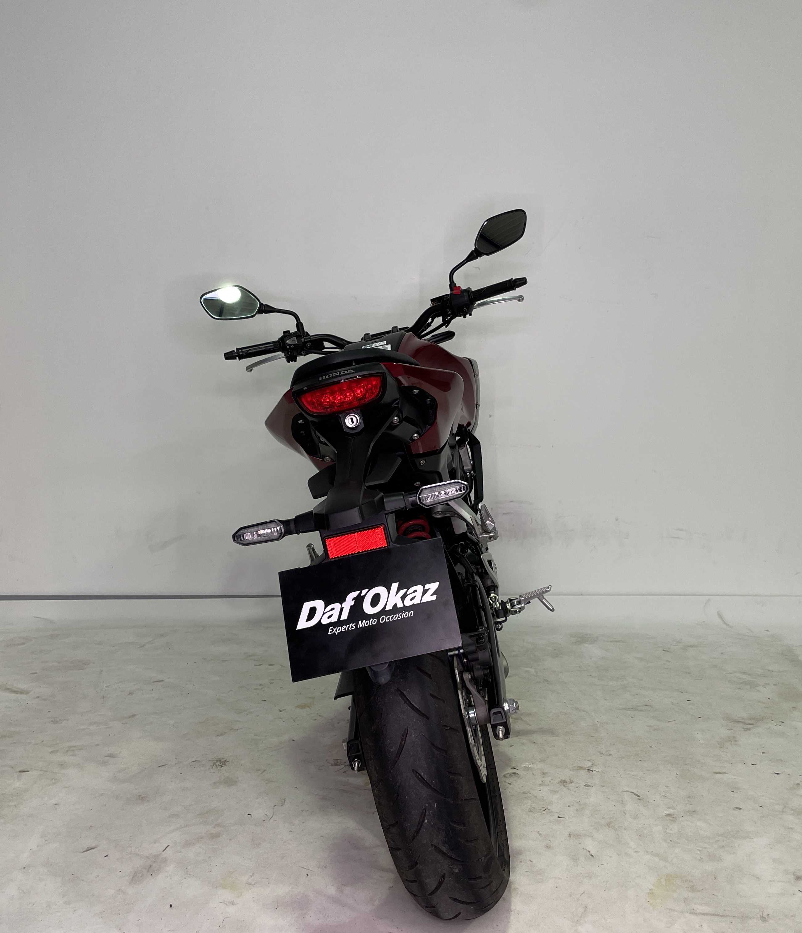 Honda CB 125 R 2019 HD vue arrière