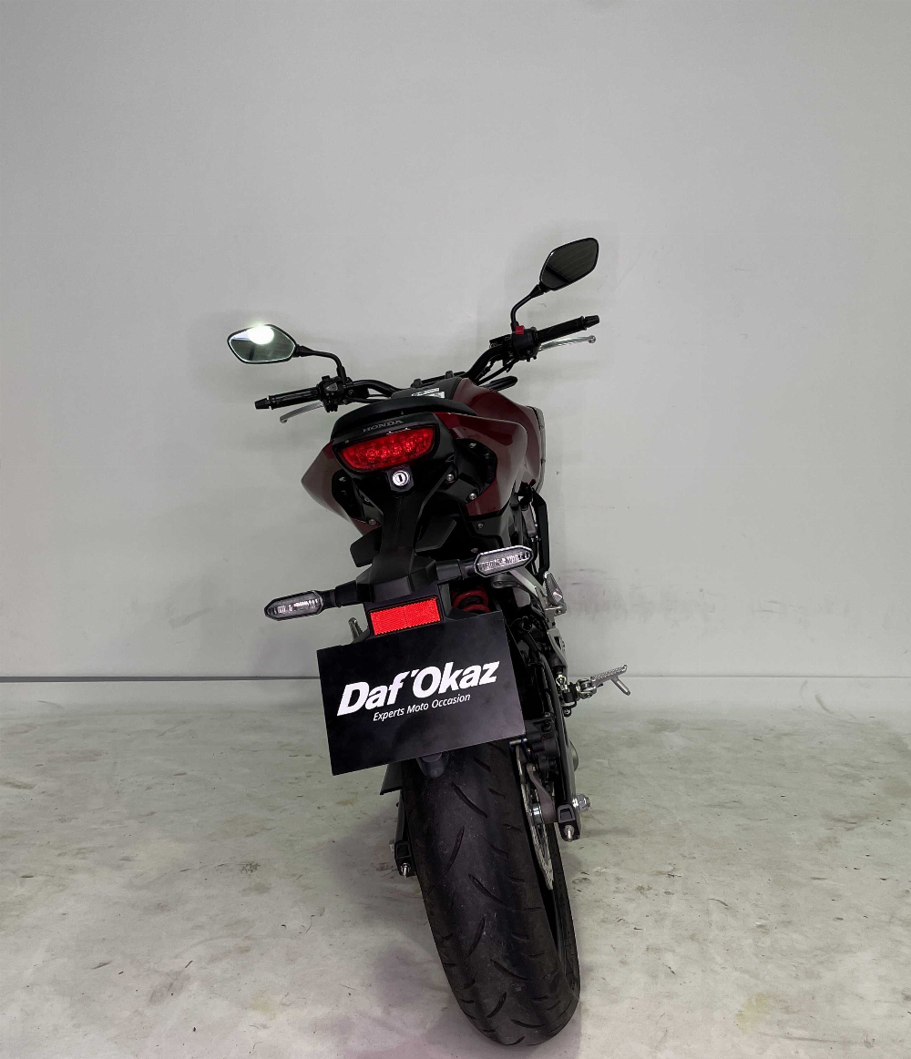 Honda CB 125 R 2019 vue arrière