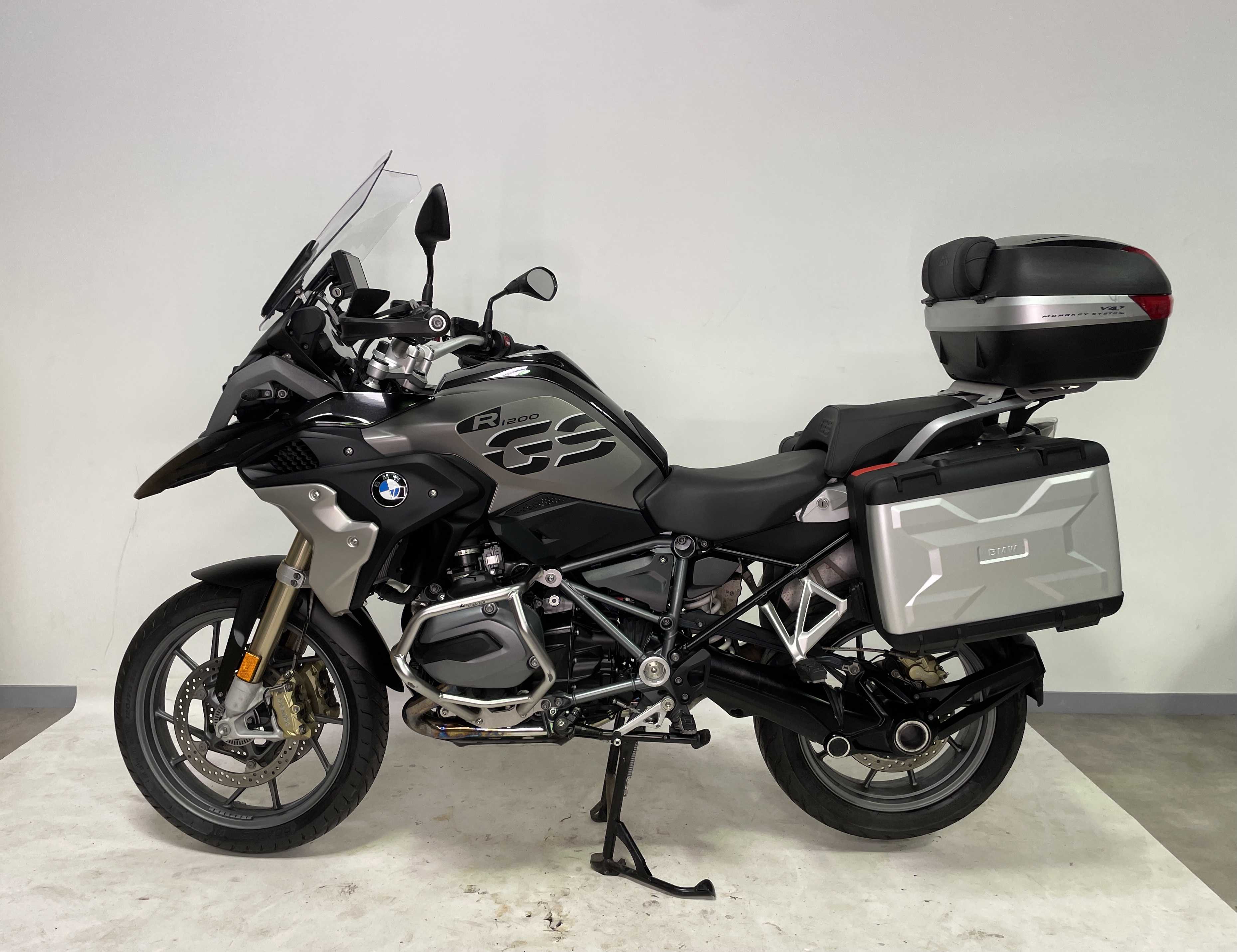 BMW R1200GS 2018 HD vue gauche