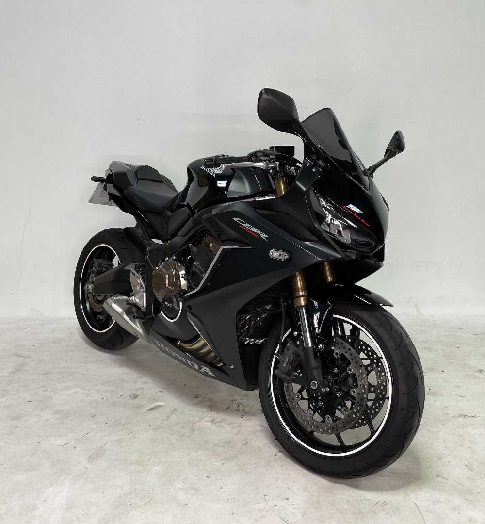 Honda CBR 650 R ABS 2021 vue 3/4 droite