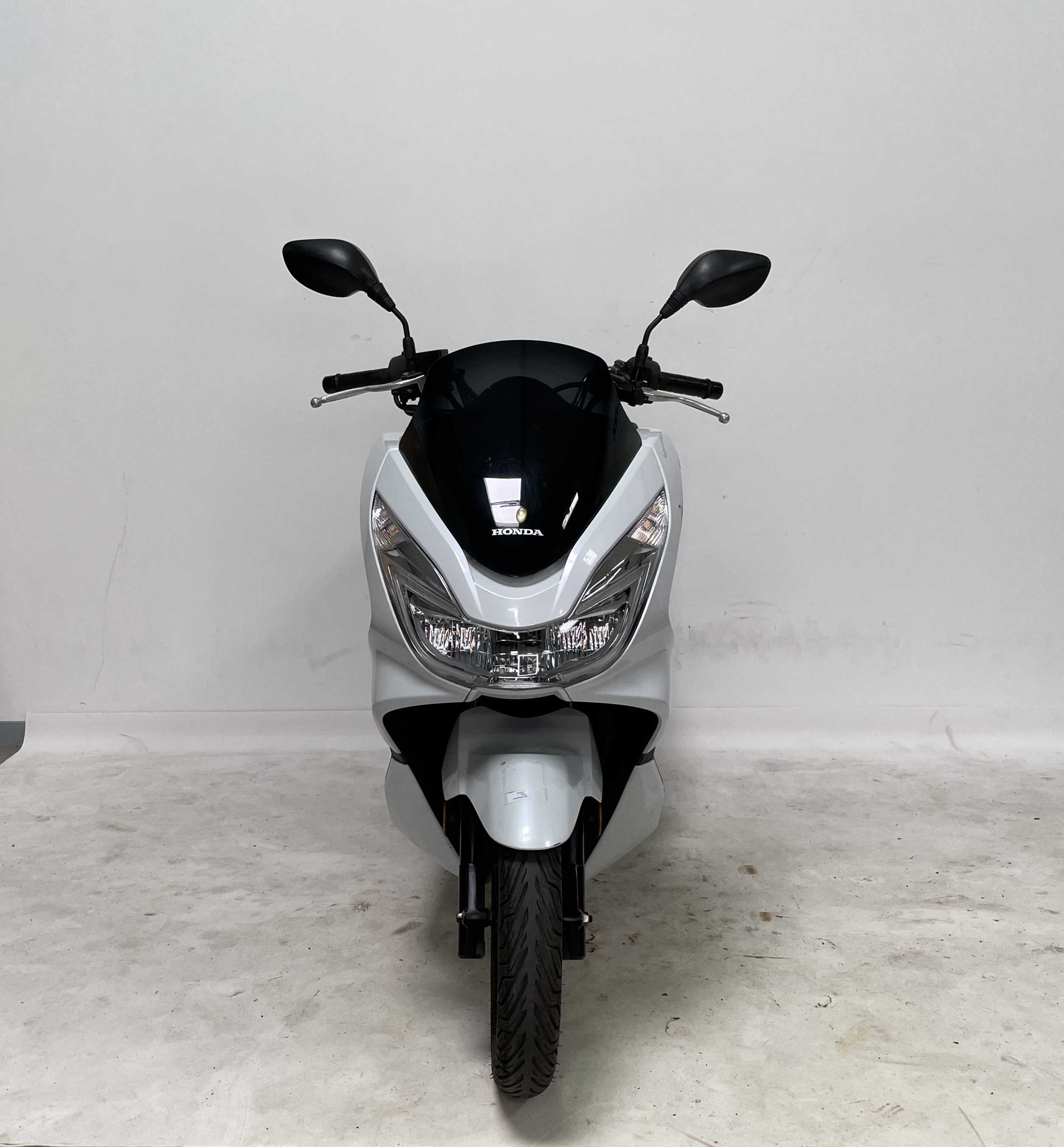 Honda PCX 125 2017 HD vue avant