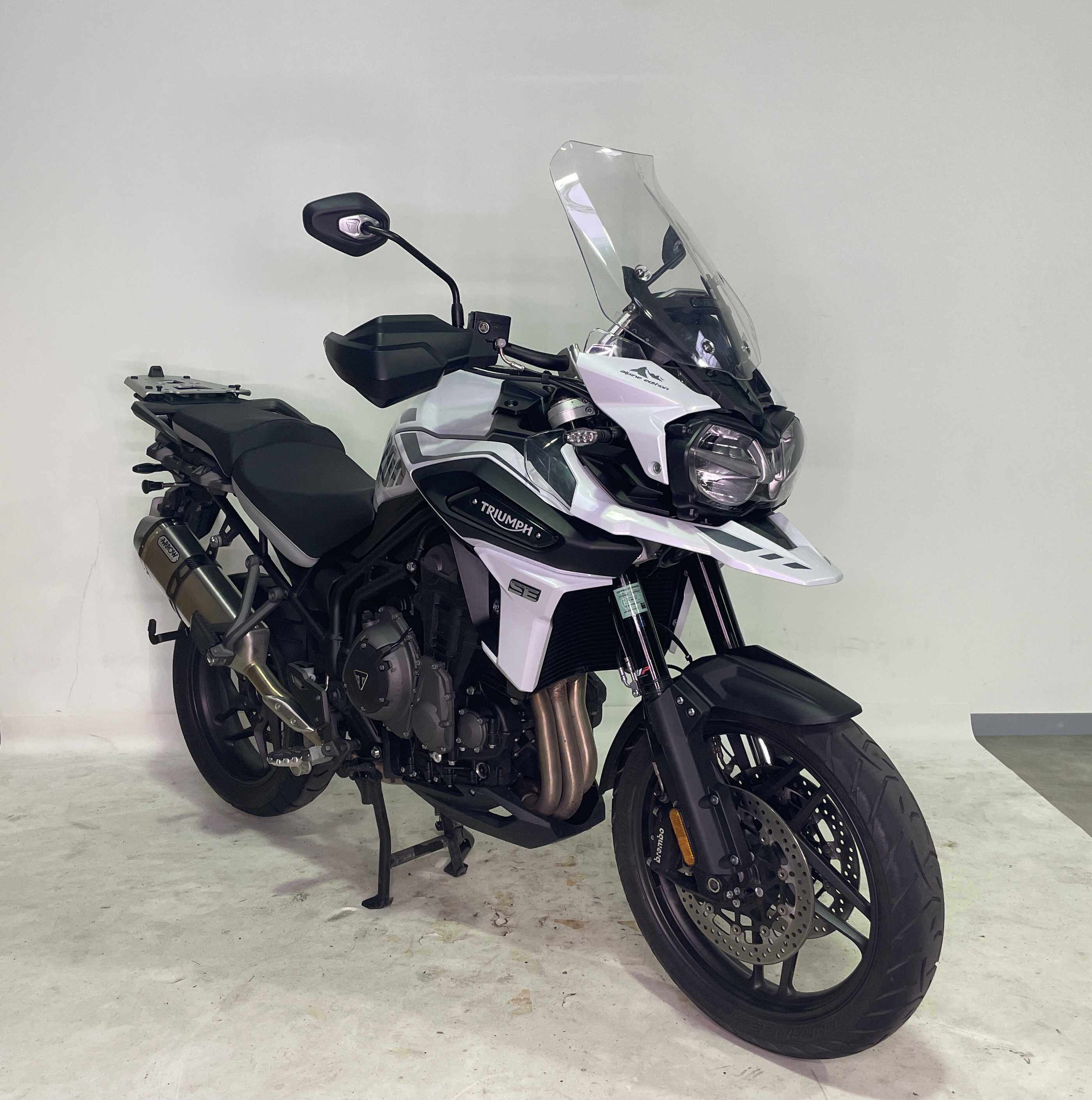 Triumph 1200Tiger Alpine Edition 2020 HD vue 3/4 droite