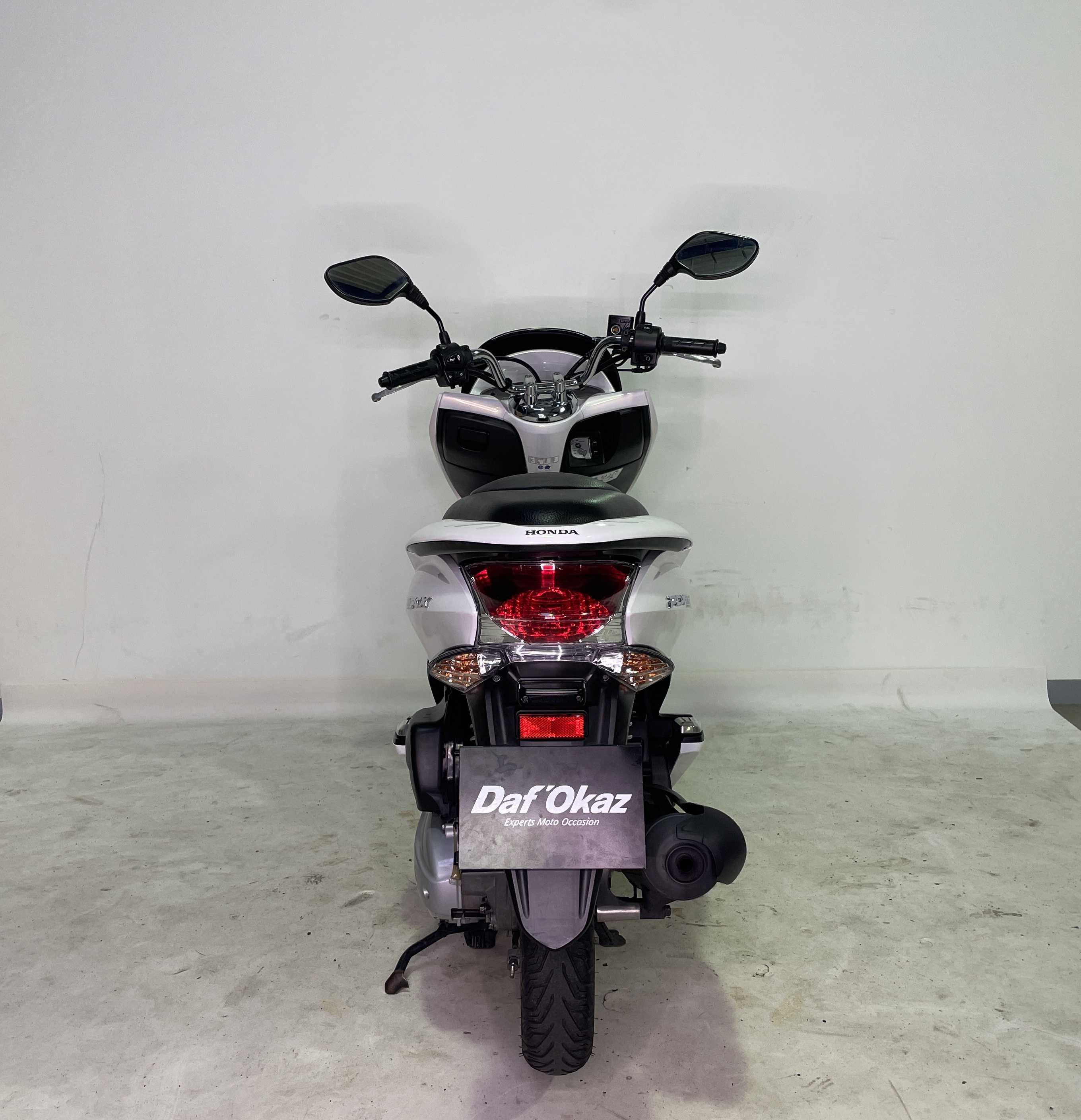 Honda PCX125 2010 HD vue arrière